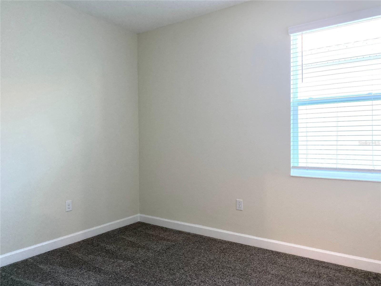 Image 18 of 21 For 1312 Oak Crest Street