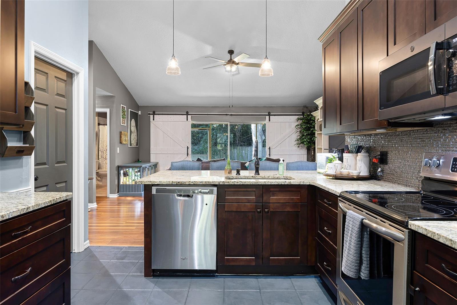 Image 10 of 25 For 2848 Tremont Drive