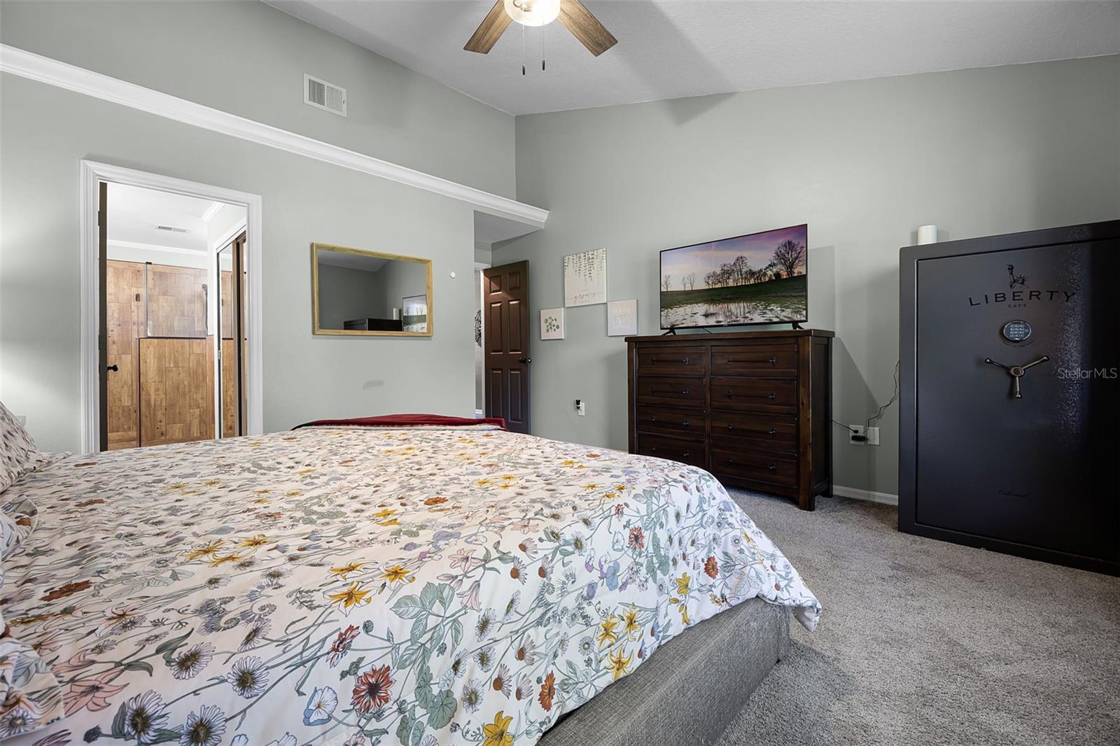 Image 13 of 25 For 2848 Tremont Drive