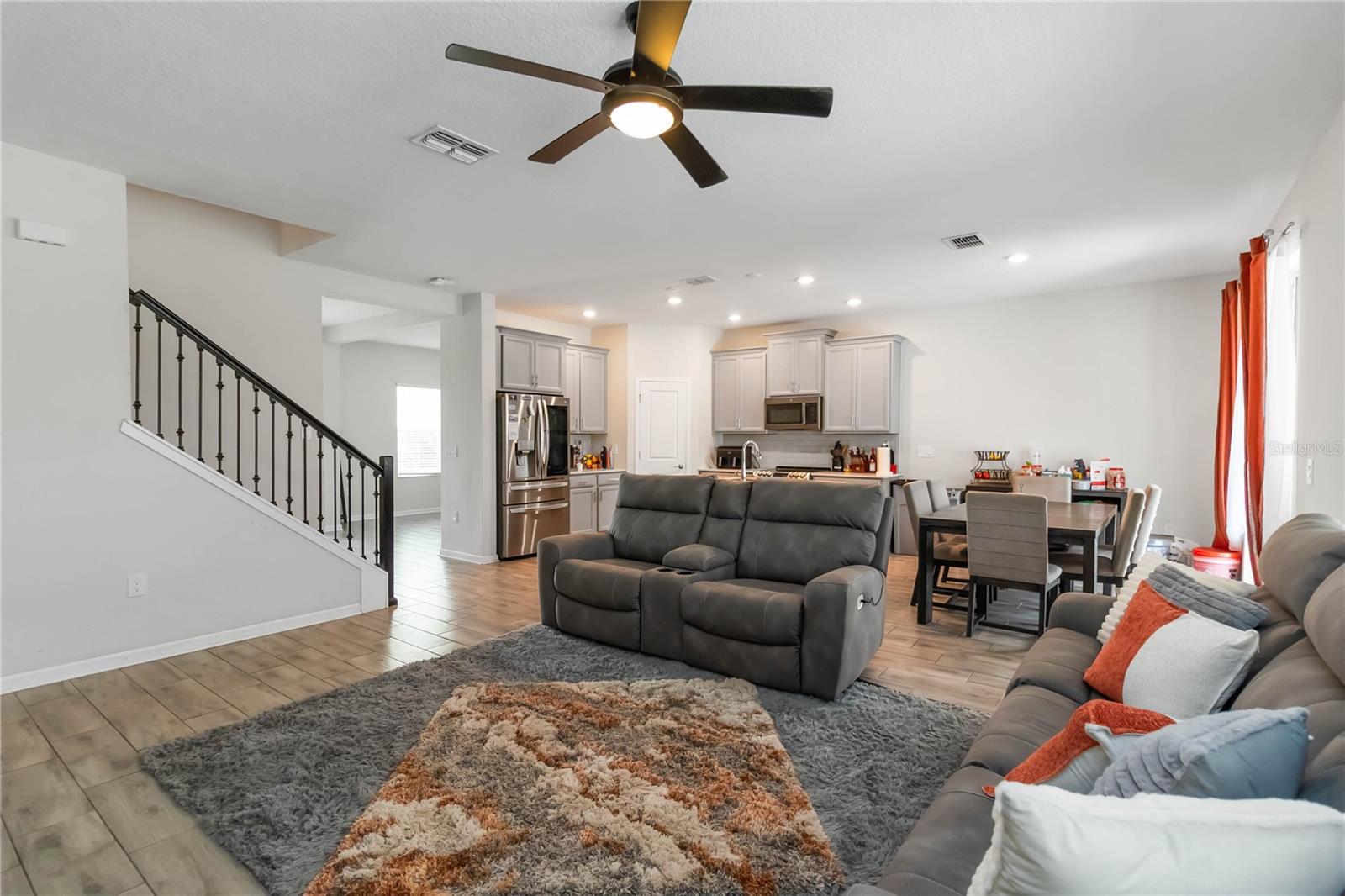 Image 11 of 50 For 5333 Amersham Lane