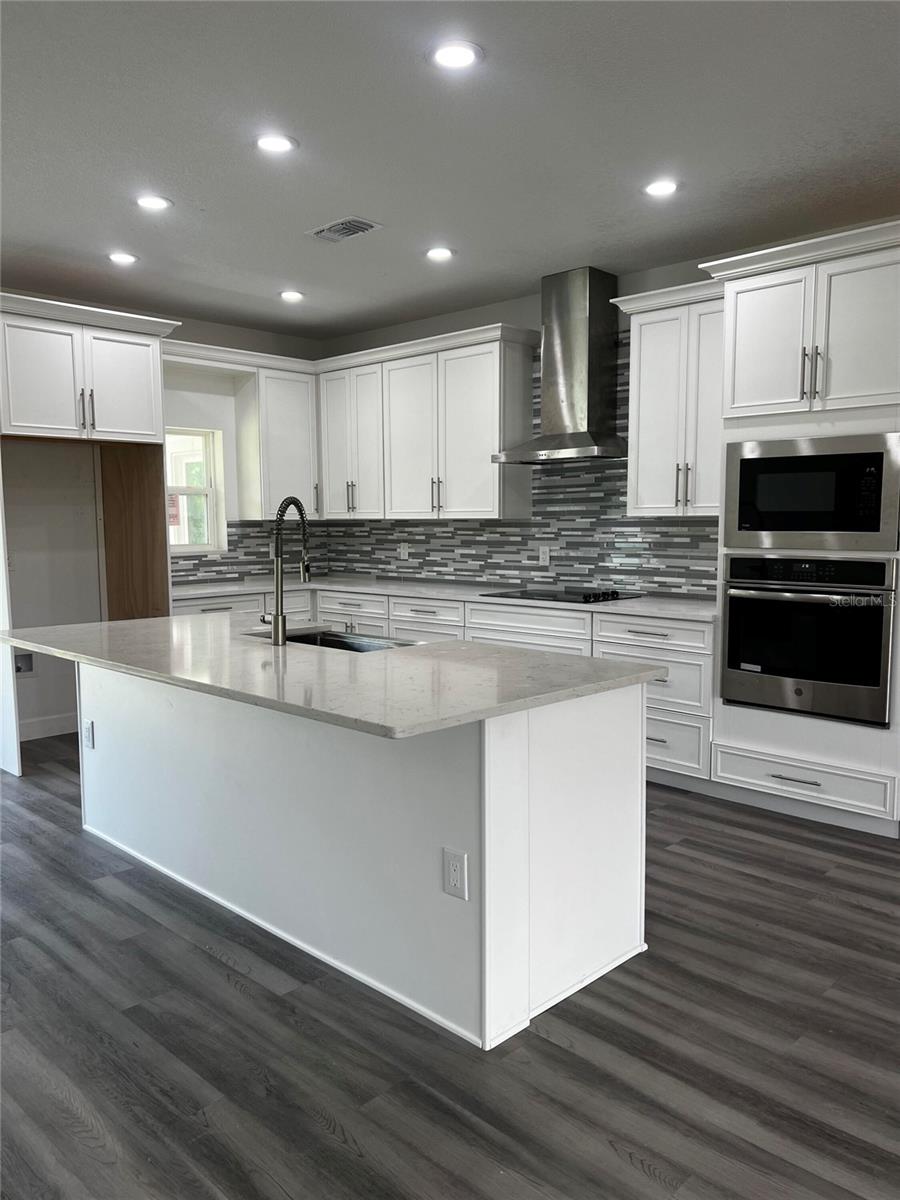Image 3 of 16 For 32835 Forest Avenue