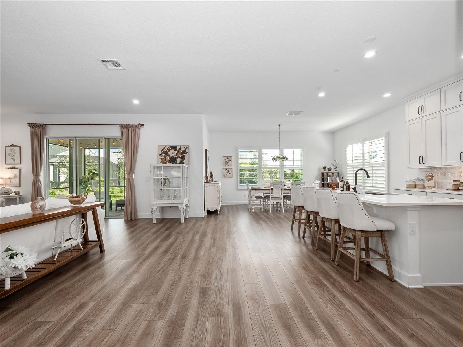 Image 13 of 42 For 14237 Spring Garden Drive
