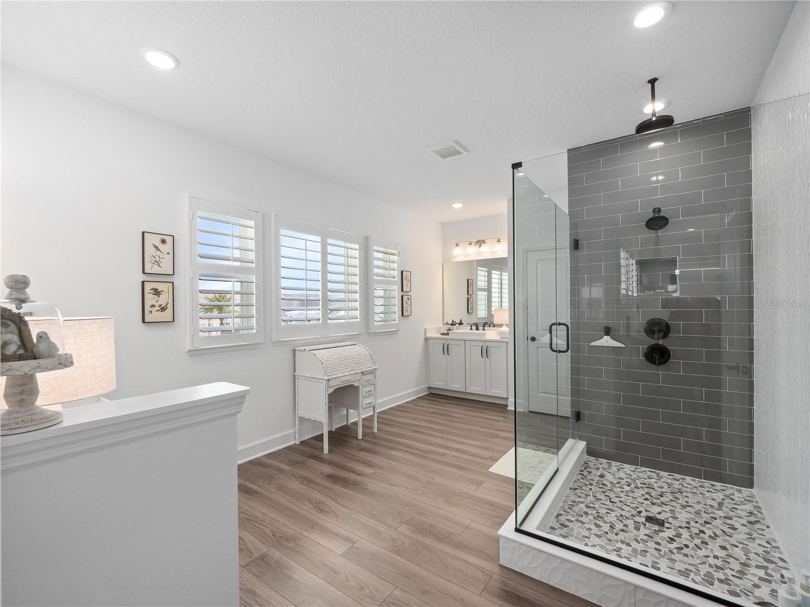 Image 20 of 42 For 14237 Spring Garden Drive