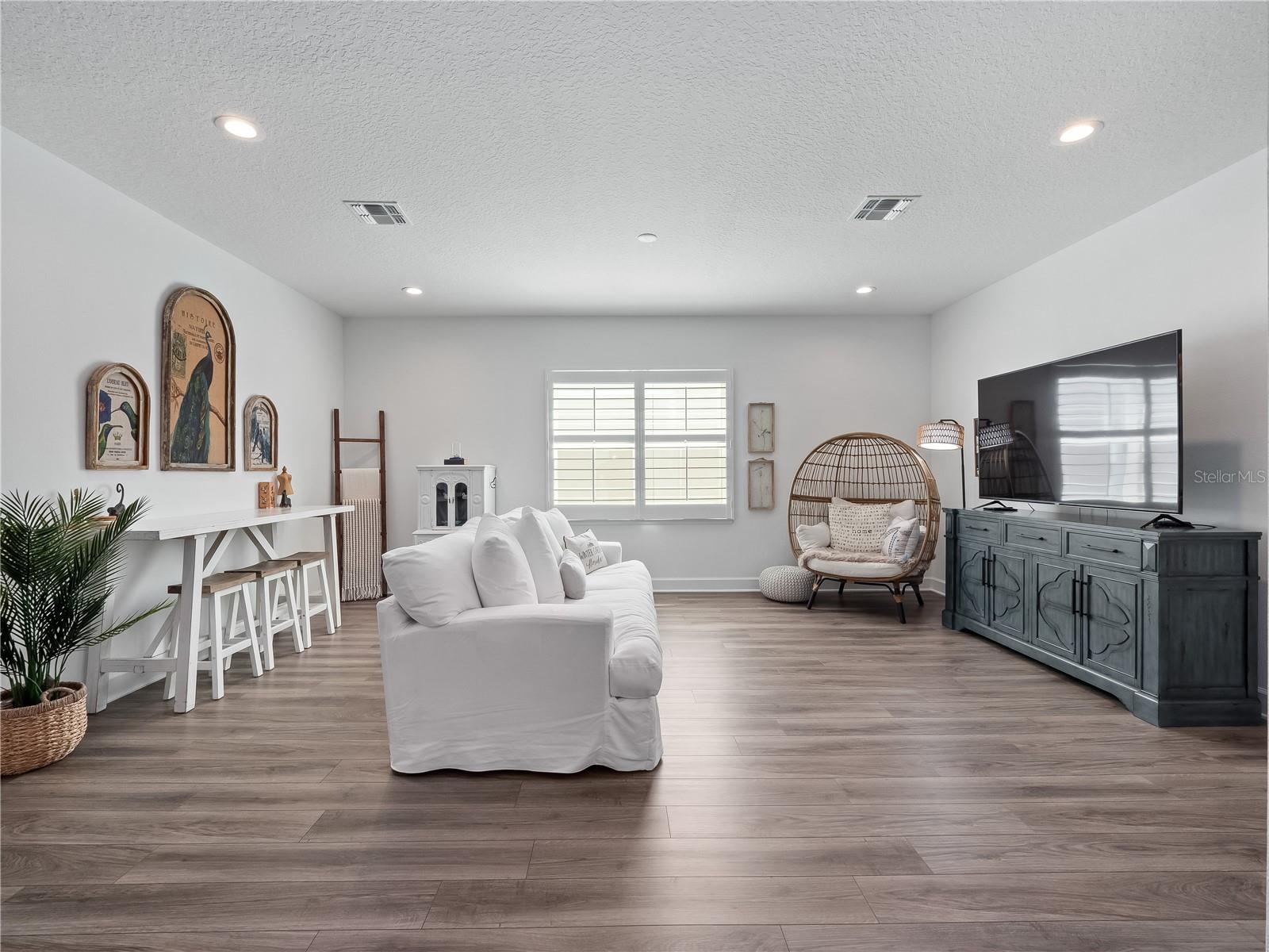 Image 32 of 42 For 14237 Spring Garden Drive