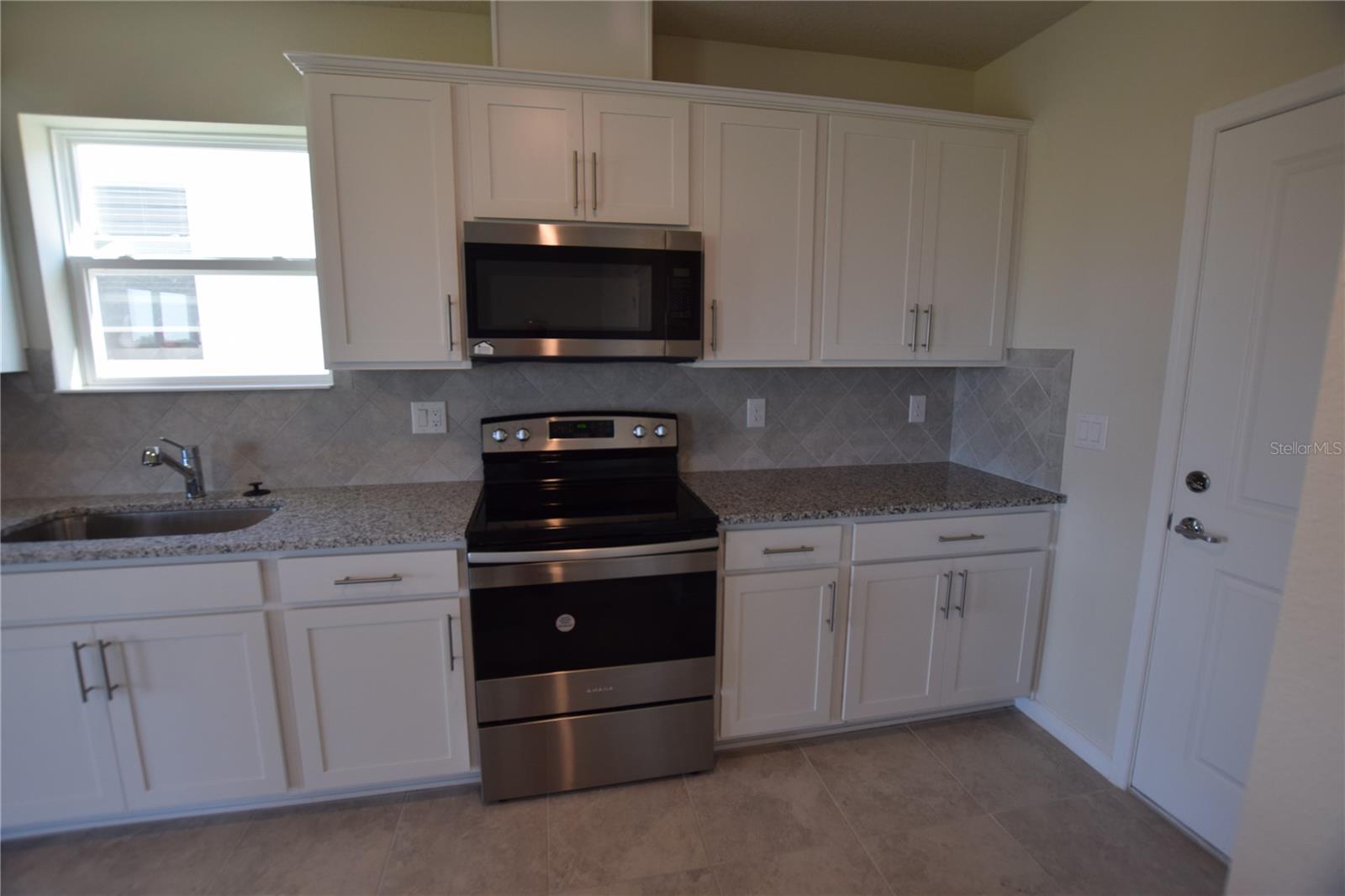 Image 11 of 20 For 7780 Syracuse Drive