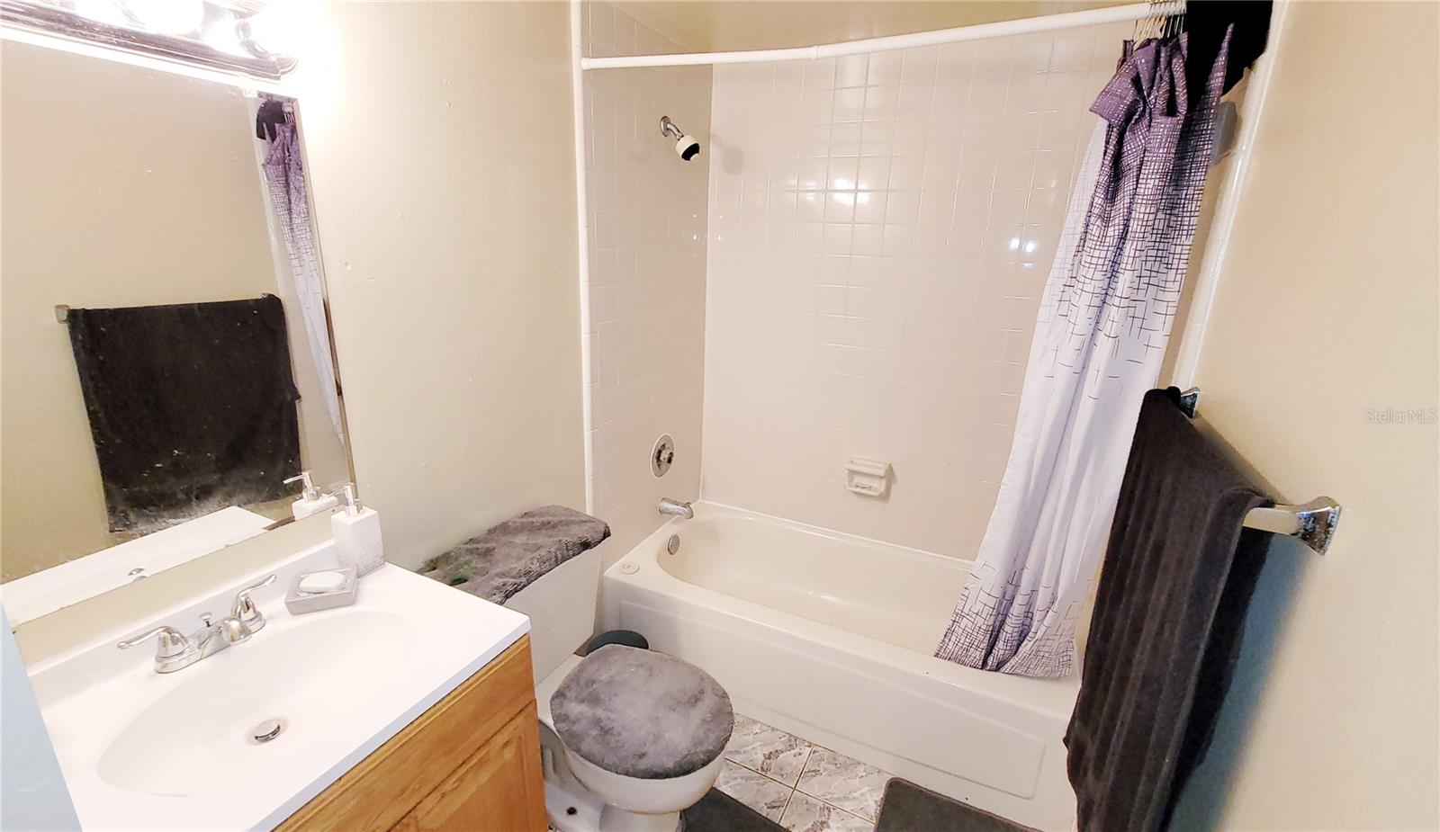 Image 3 of 5 For 7181 Bank Drive 103