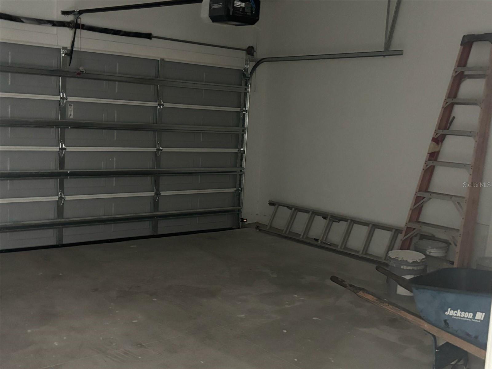 Image 11 of 11 For 227 Live Oak Lane