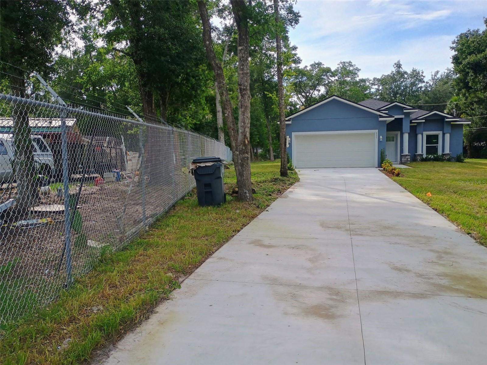 Image 2 of 11 For 227 Live Oak Lane