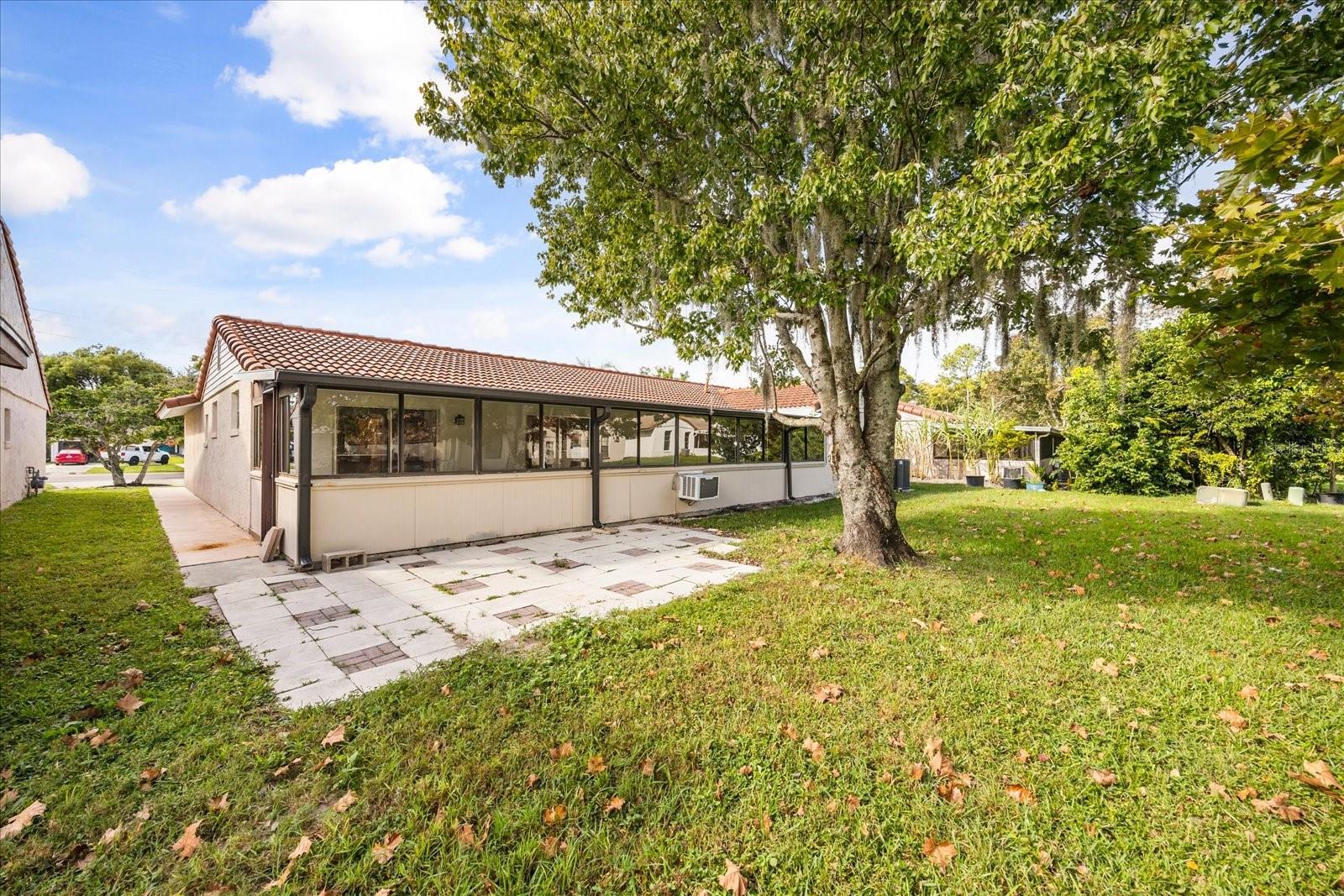 Image 25 of 41 For 5225 Gateway Avenue