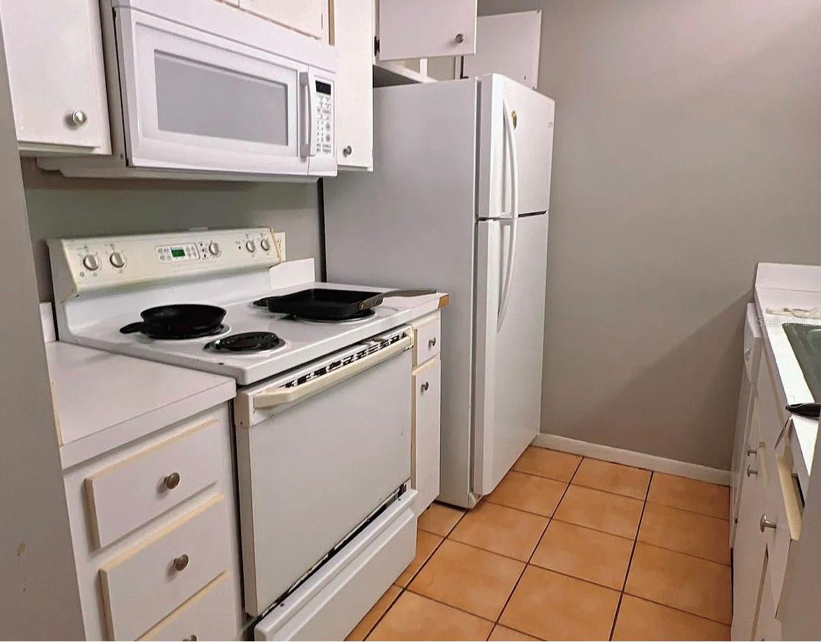 Image 5 of 16 For 3921 34th Street 102