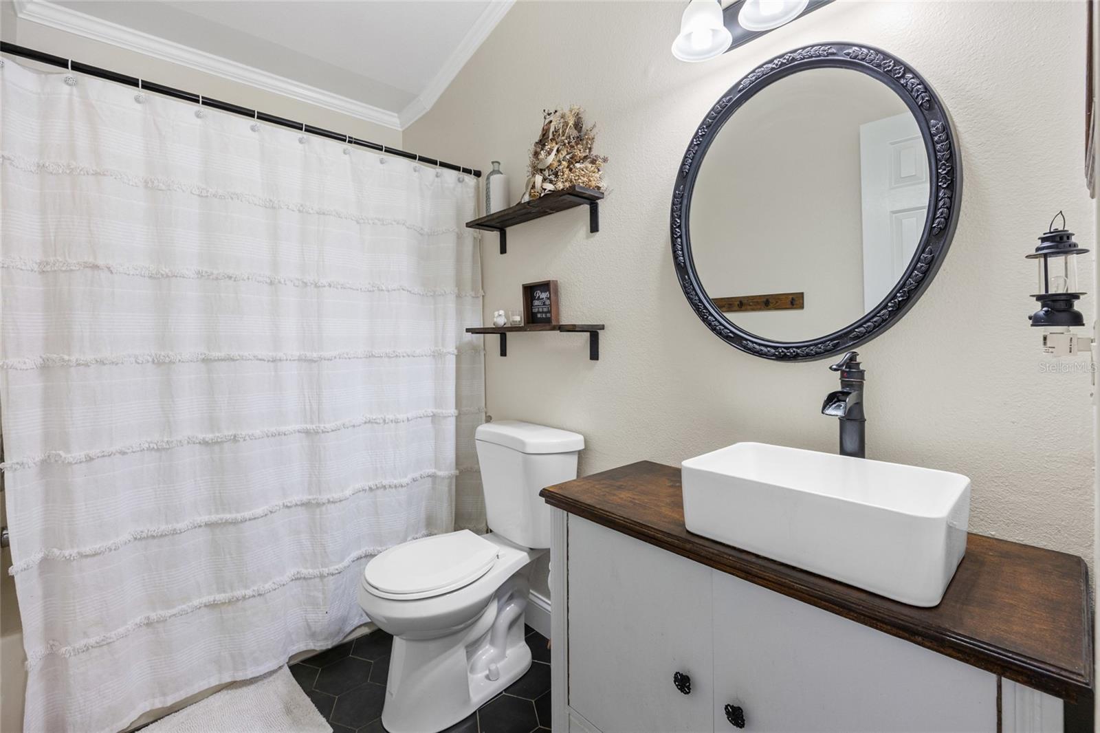 Image 23 of 43 For 11313 Layton Street
