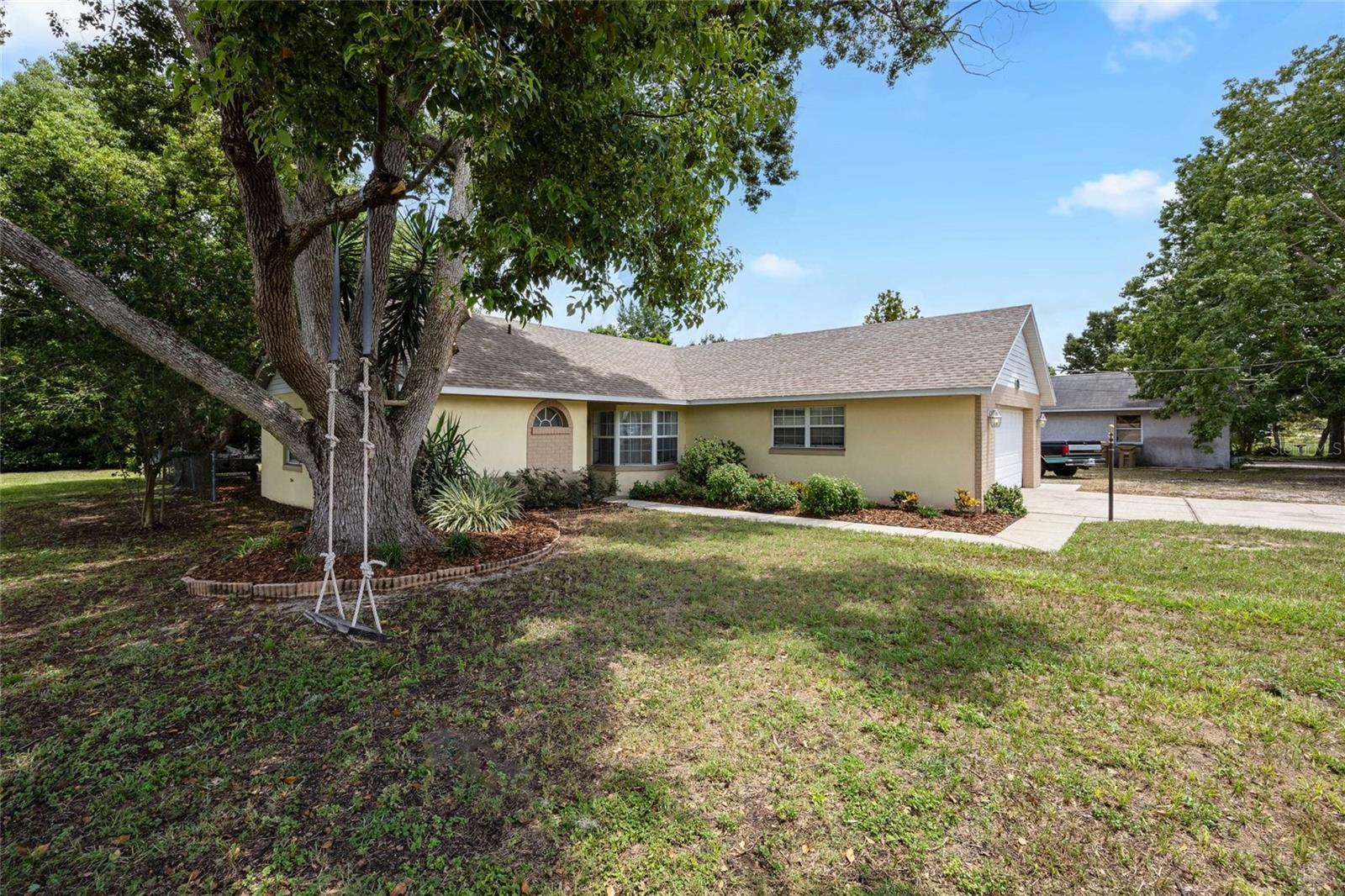 Image 33 of 43 For 11313 Layton Street