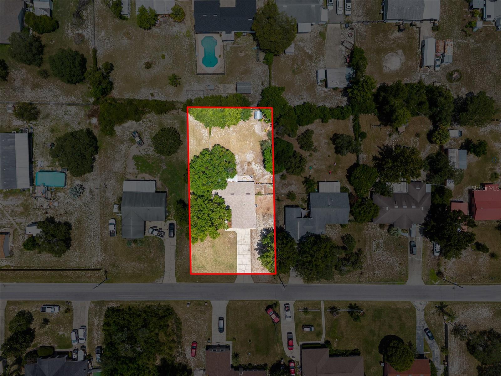 Image 35 of 43 For 11313 Layton Street