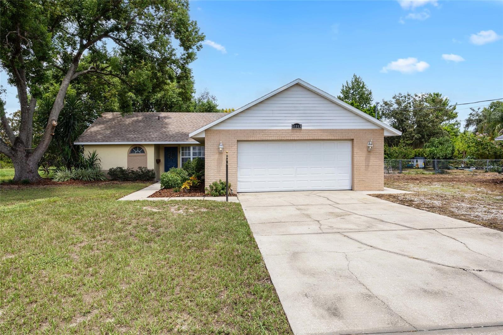 Image 40 of 43 For 11313 Layton Street
