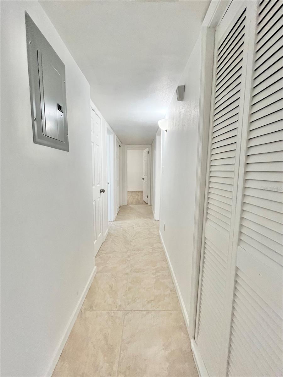Image 24 of 42 For 6200 Appian Way