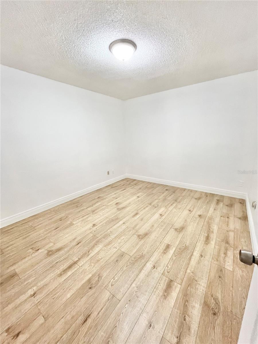 Image 31 of 42 For 6200 Appian Way