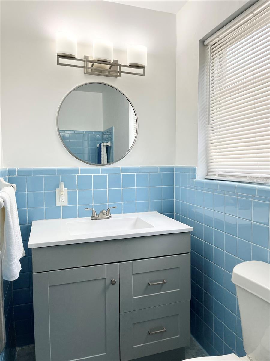 Image 34 of 42 For 6200 Appian Way