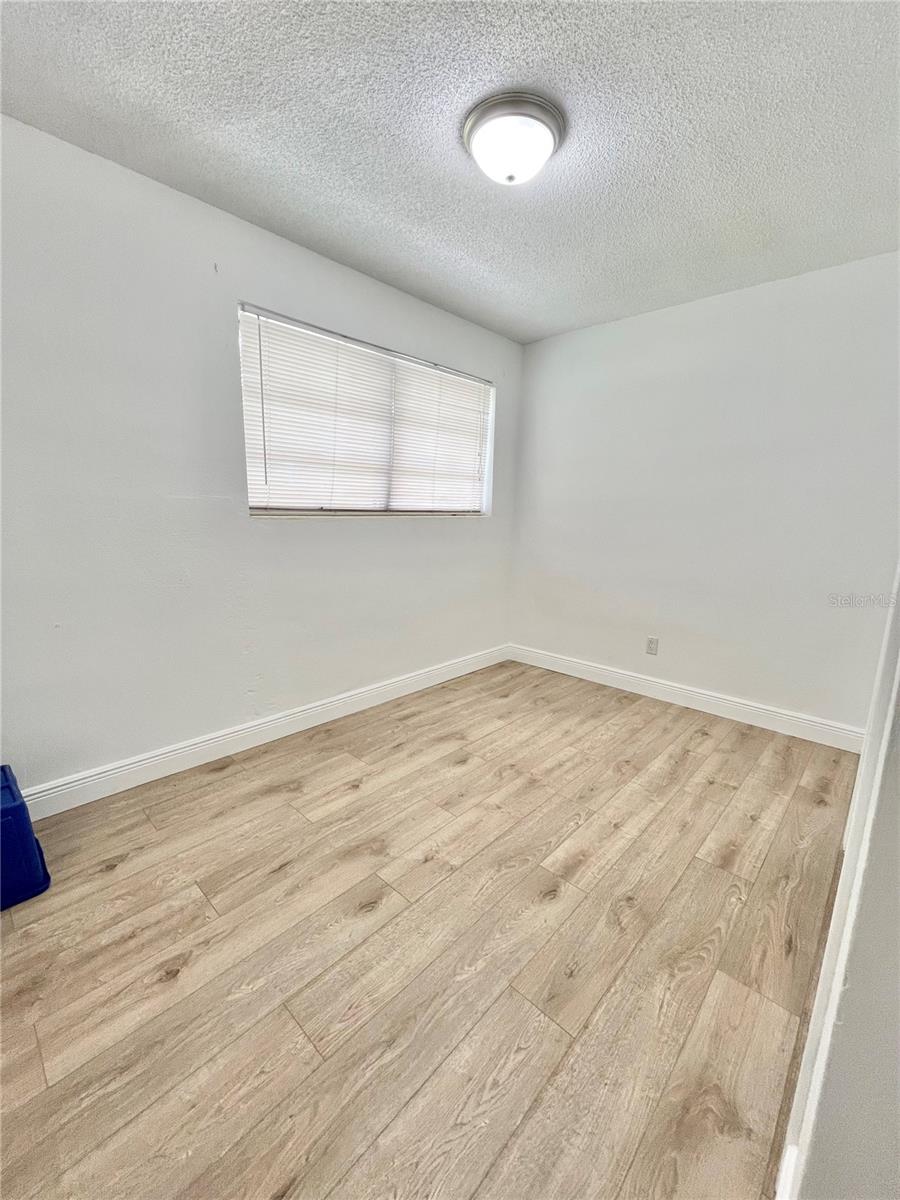 Image 36 of 42 For 6200 Appian Way