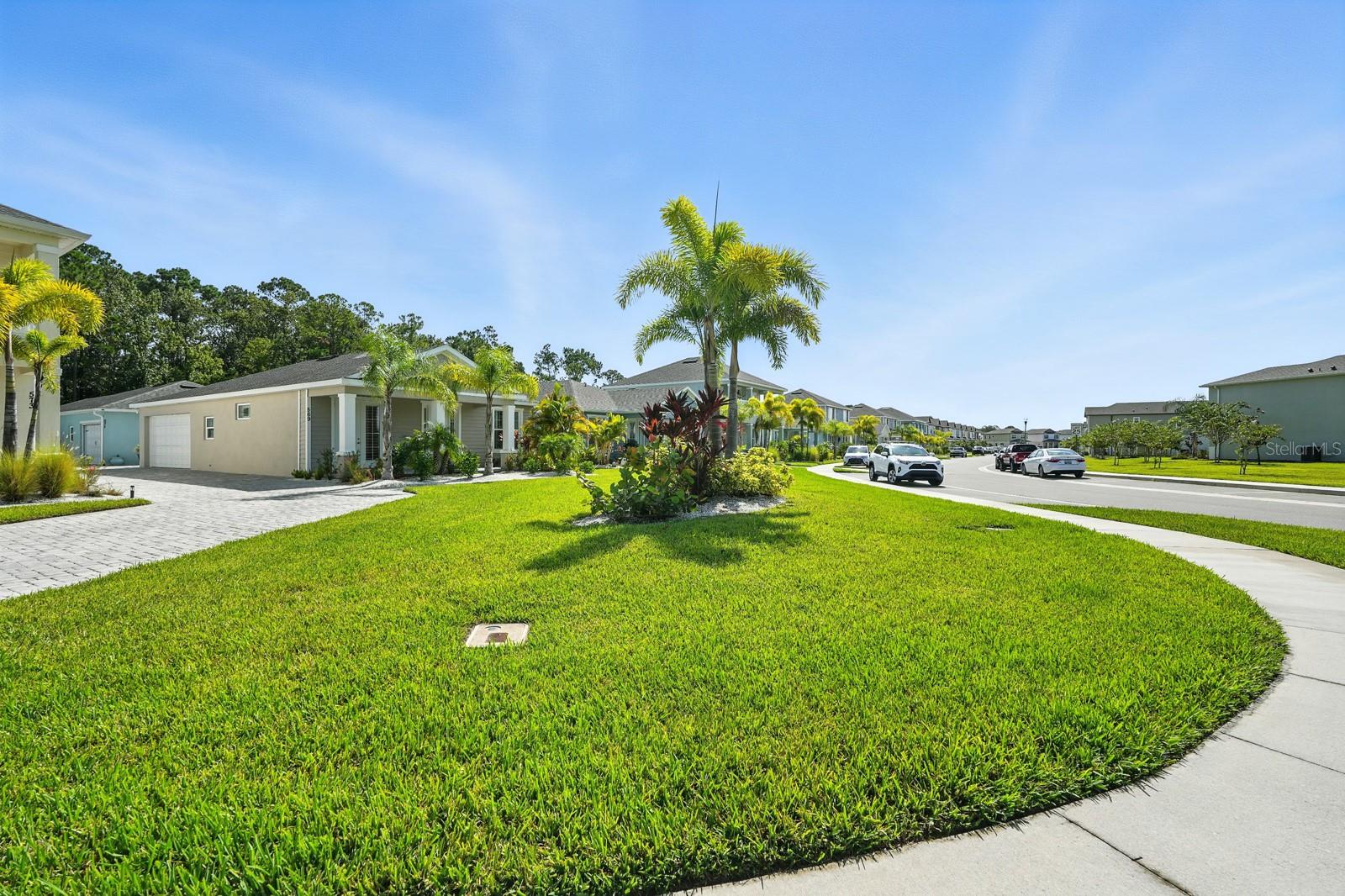 Image 39 of 47 For 569 Venetian Palms Boulevard