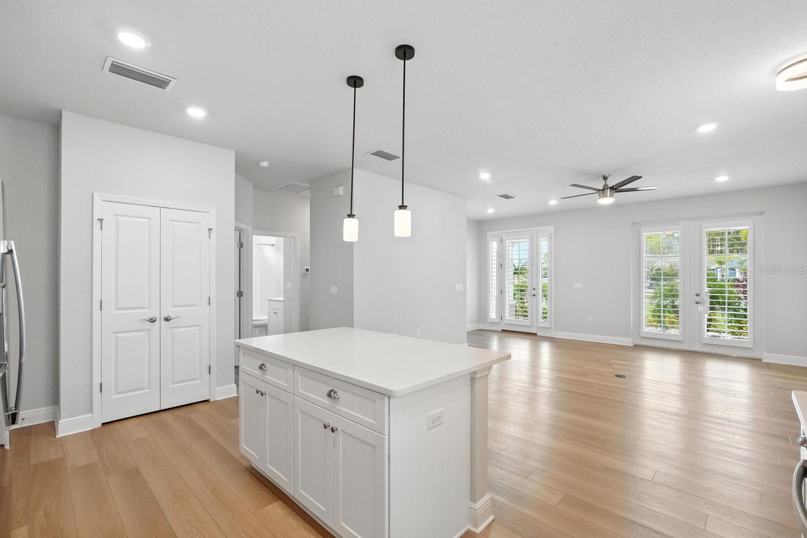 Image 8 of 47 For 569 Venetian Palms Boulevard
