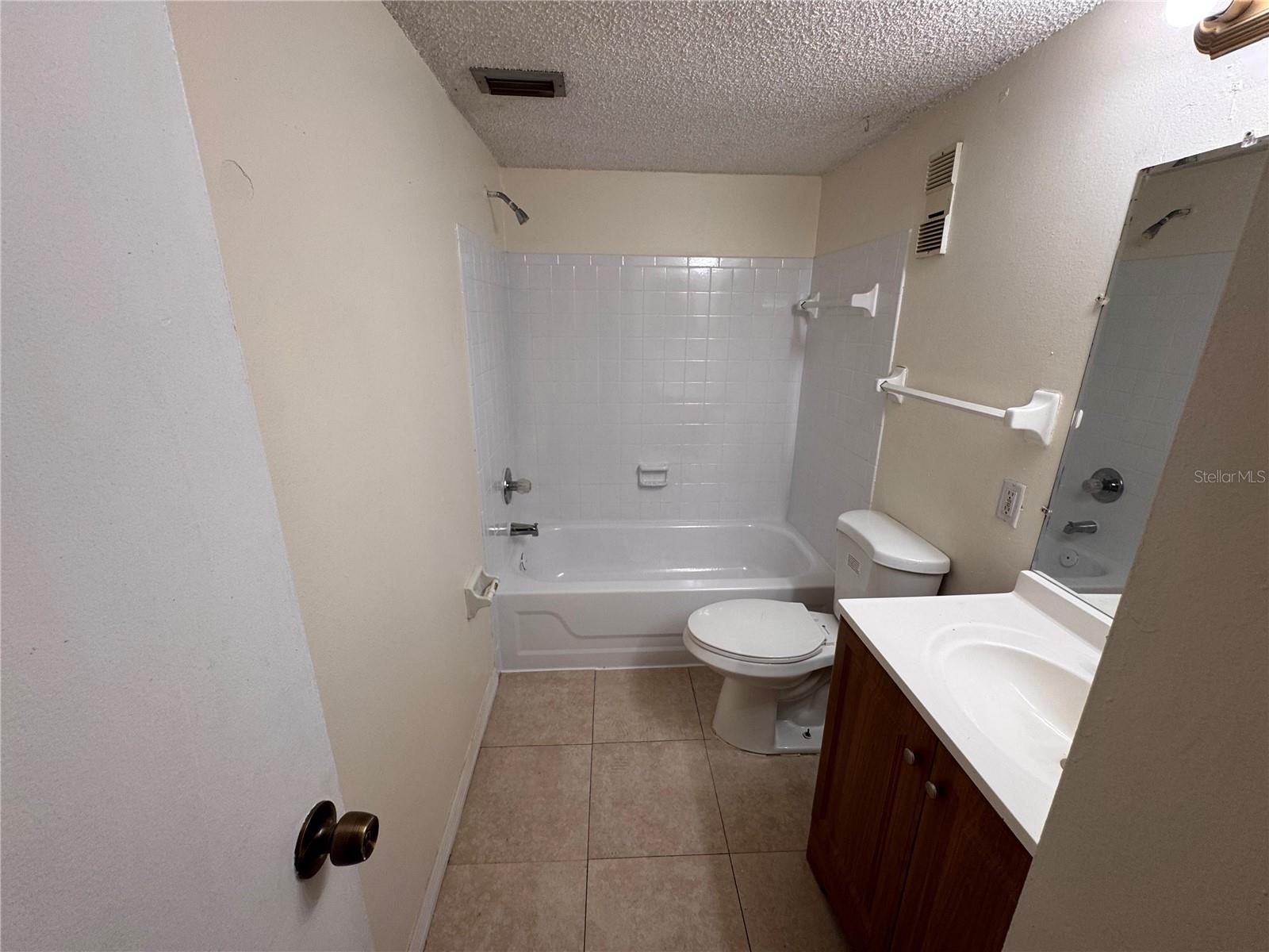 Image 3 of 21 For 5504 Pokeweed Court 154