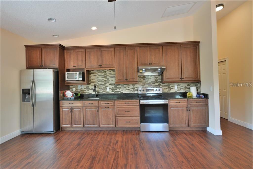 Image 6 of 16 For 1828 Woodward Street