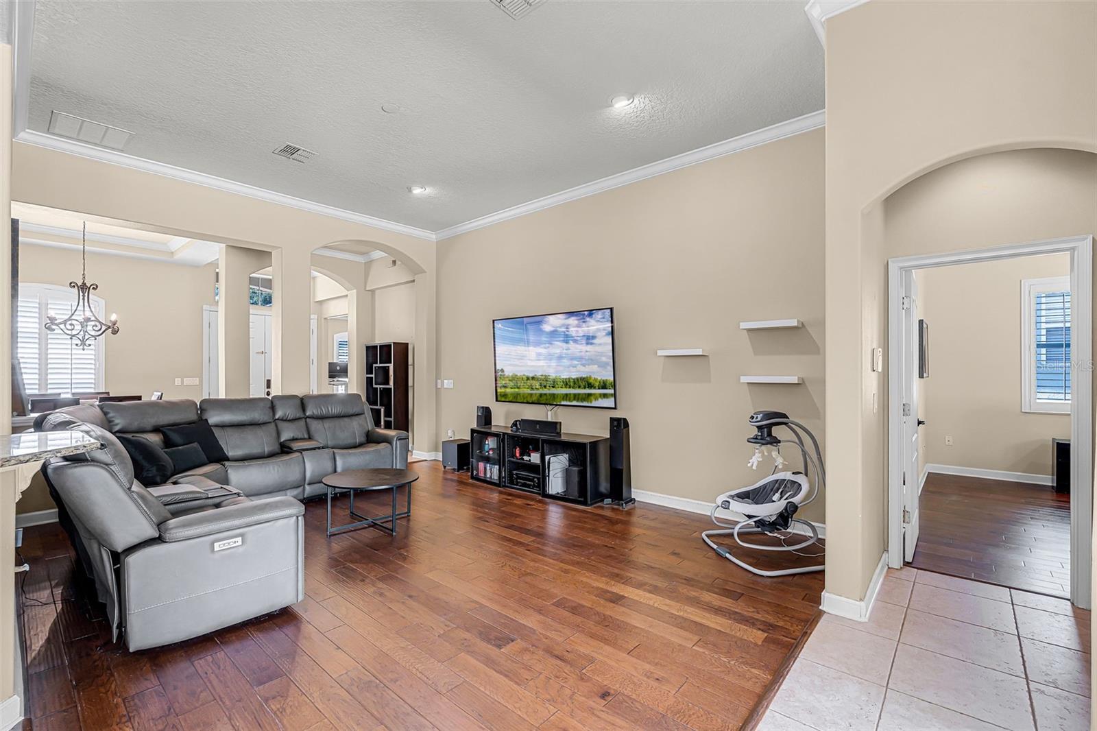 Image 12 of 58 For 1031 Via Como Place