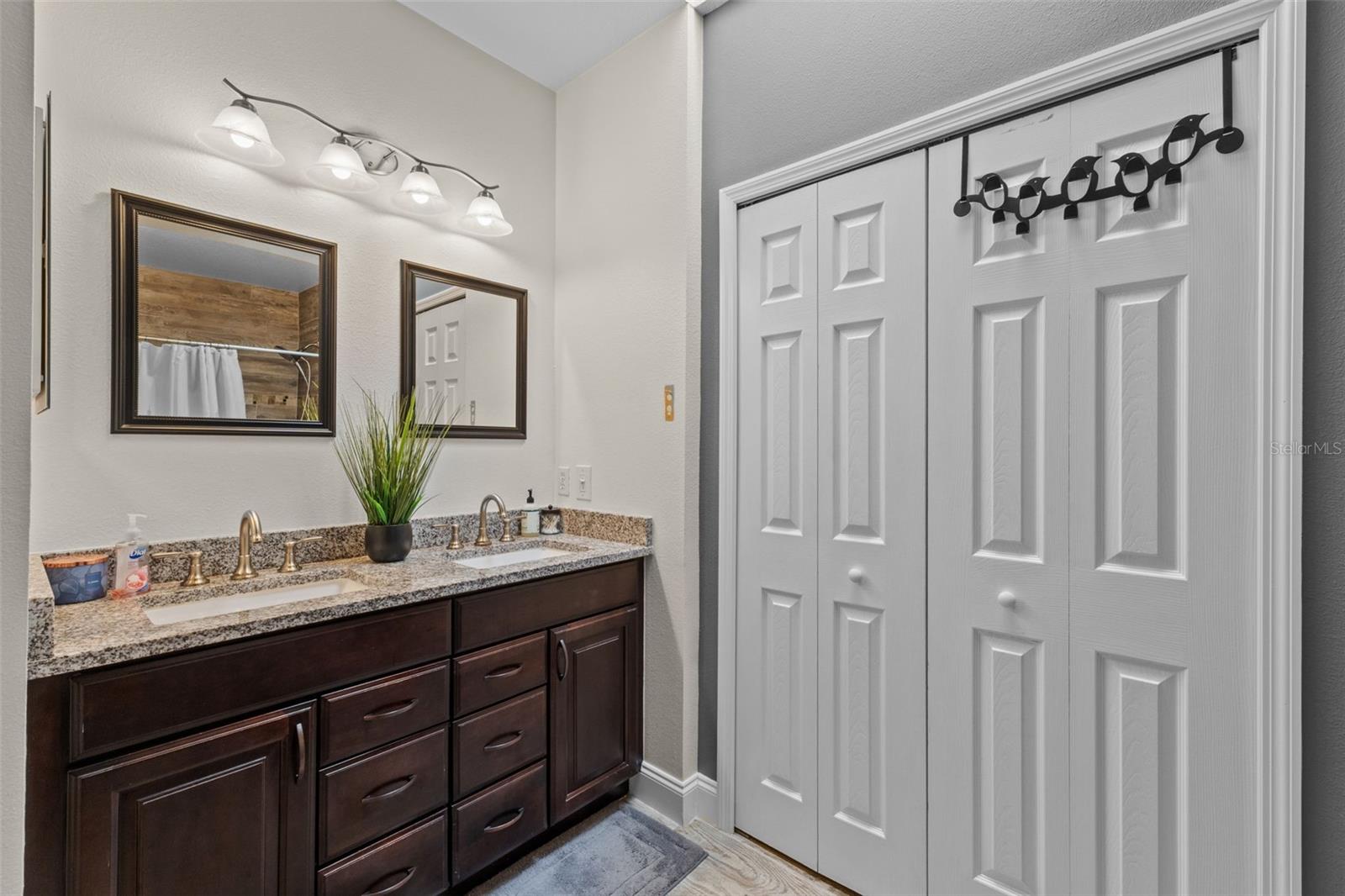 Image 19 of 47 For 2890 Spring Heather Place