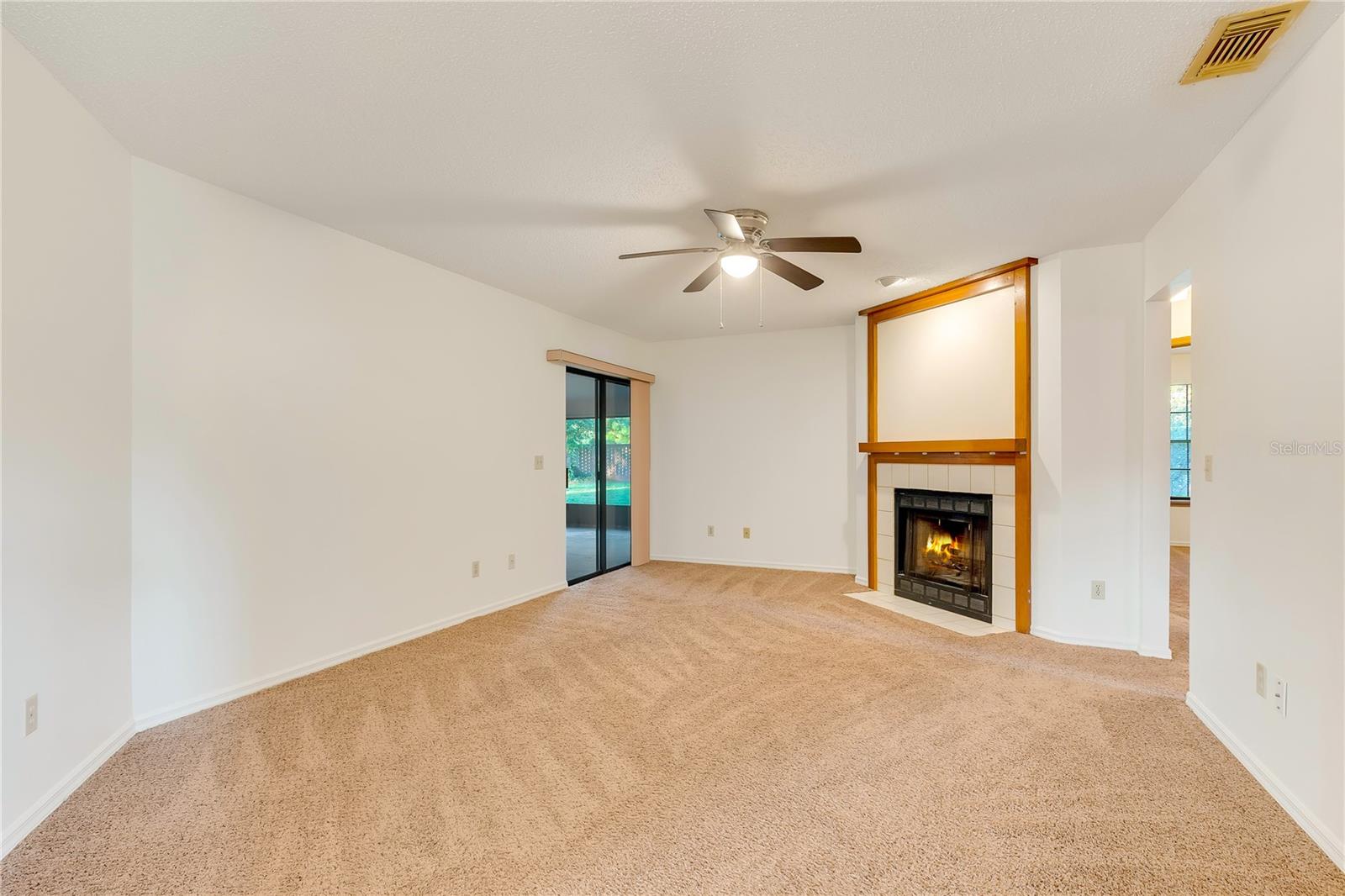 Image 13 of 28 For 1073 Chesterfield Circle