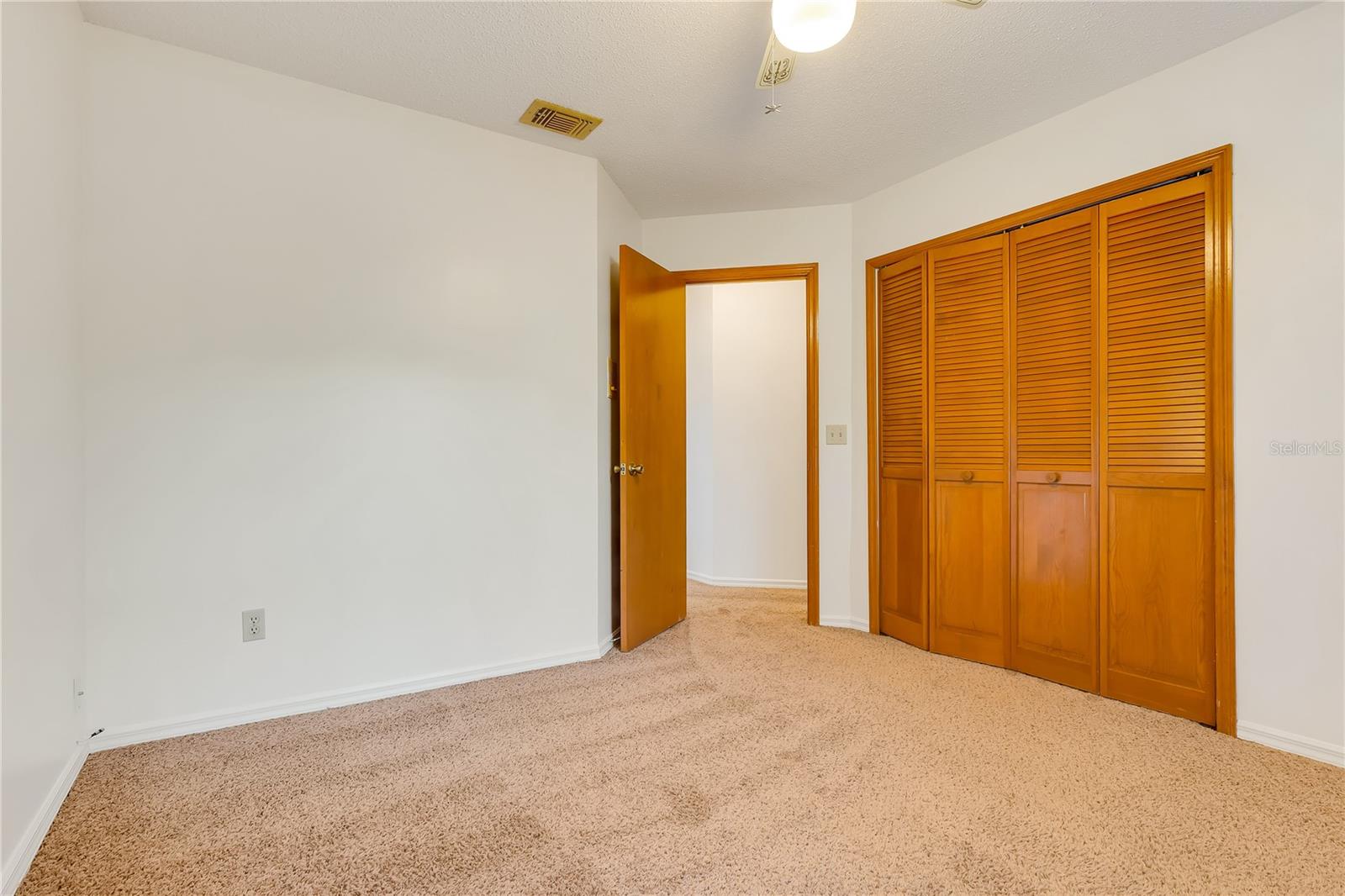 Image 19 of 28 For 1073 Chesterfield Circle