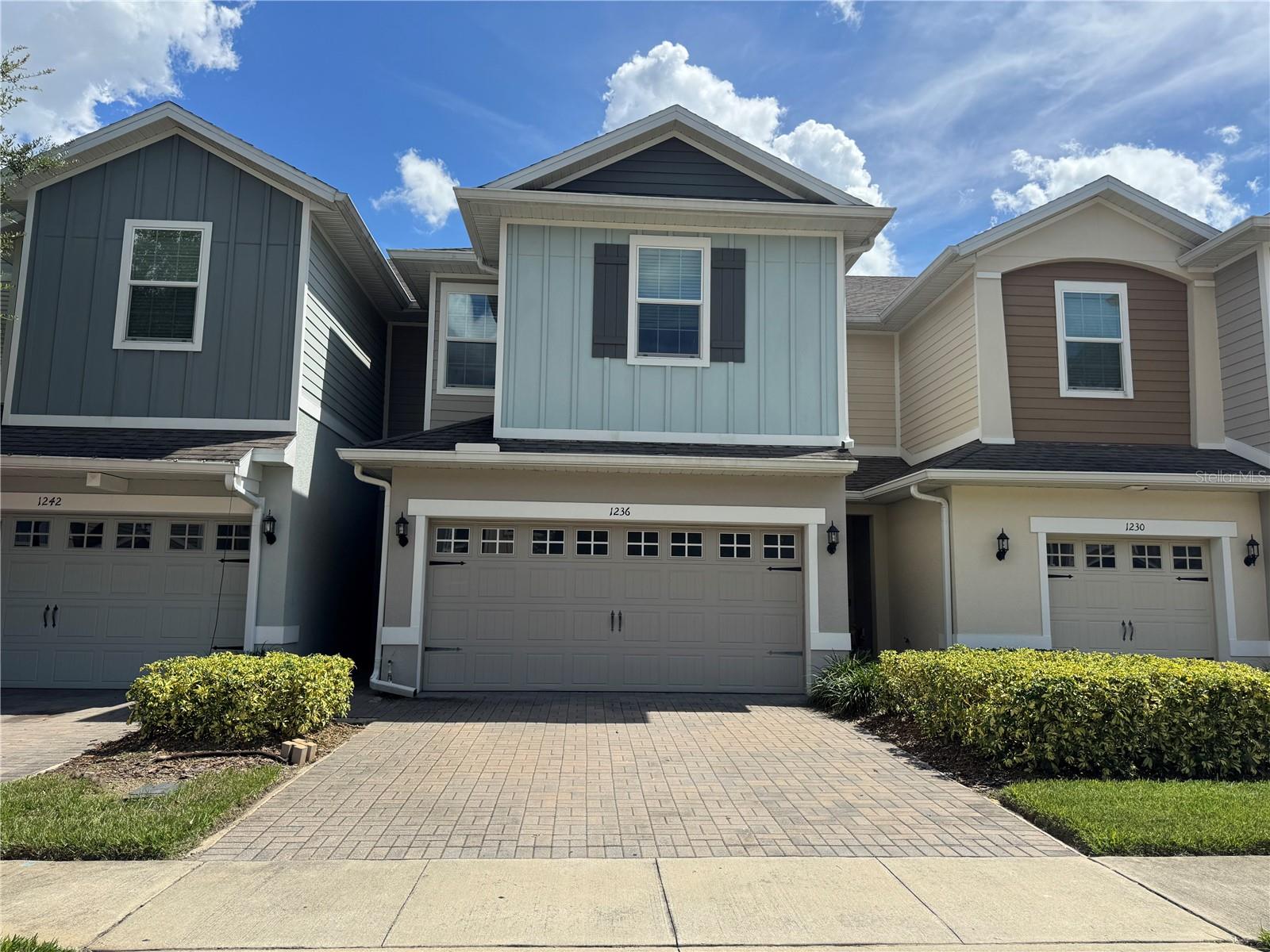 Image 2 of 24 For 1236 Countrymen Court