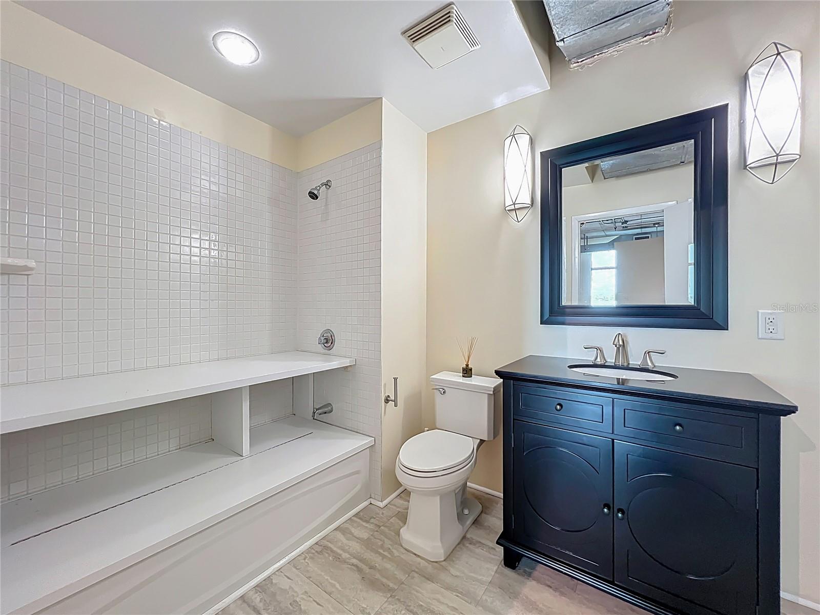Image 68 of 79 For 10 Summerlin Avenue 19