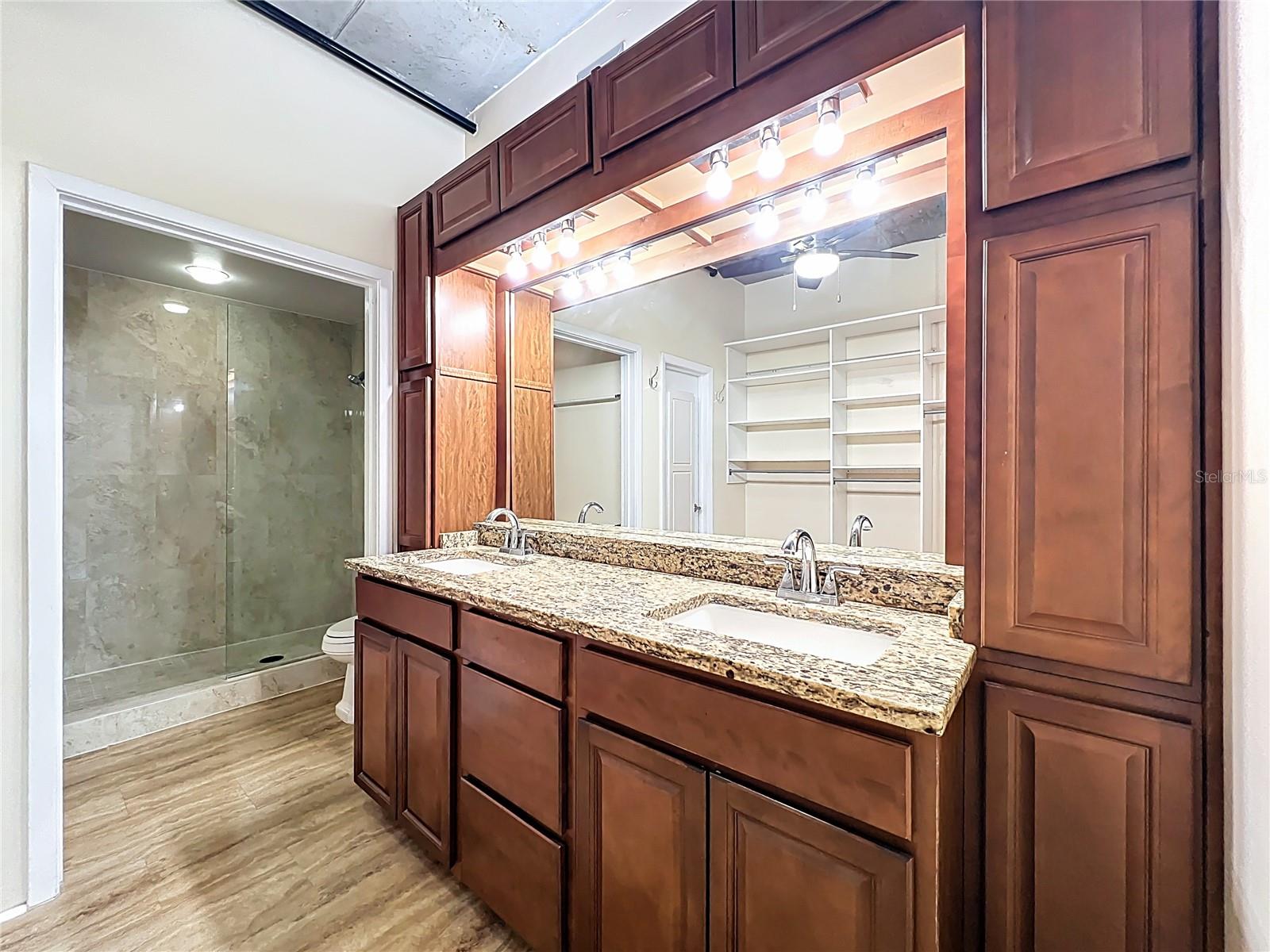 Image 75 of 79 For 10 Summerlin Avenue 19
