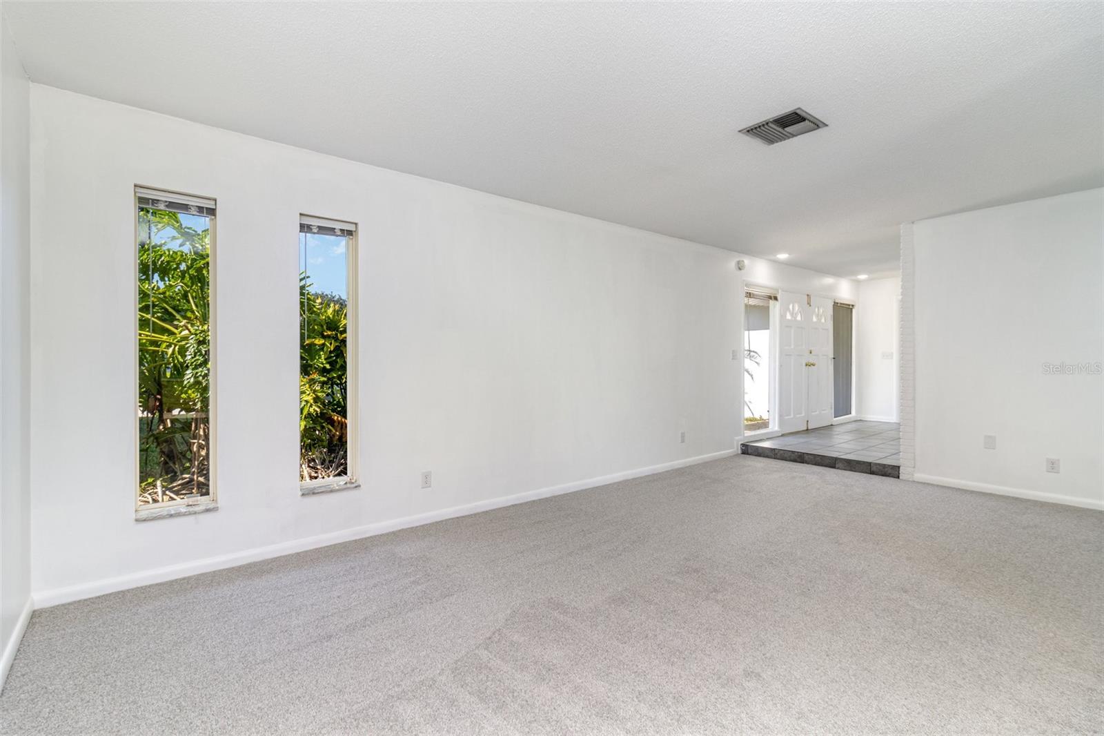 Image 4 of 23 For 1292 Saint Andrews Drive