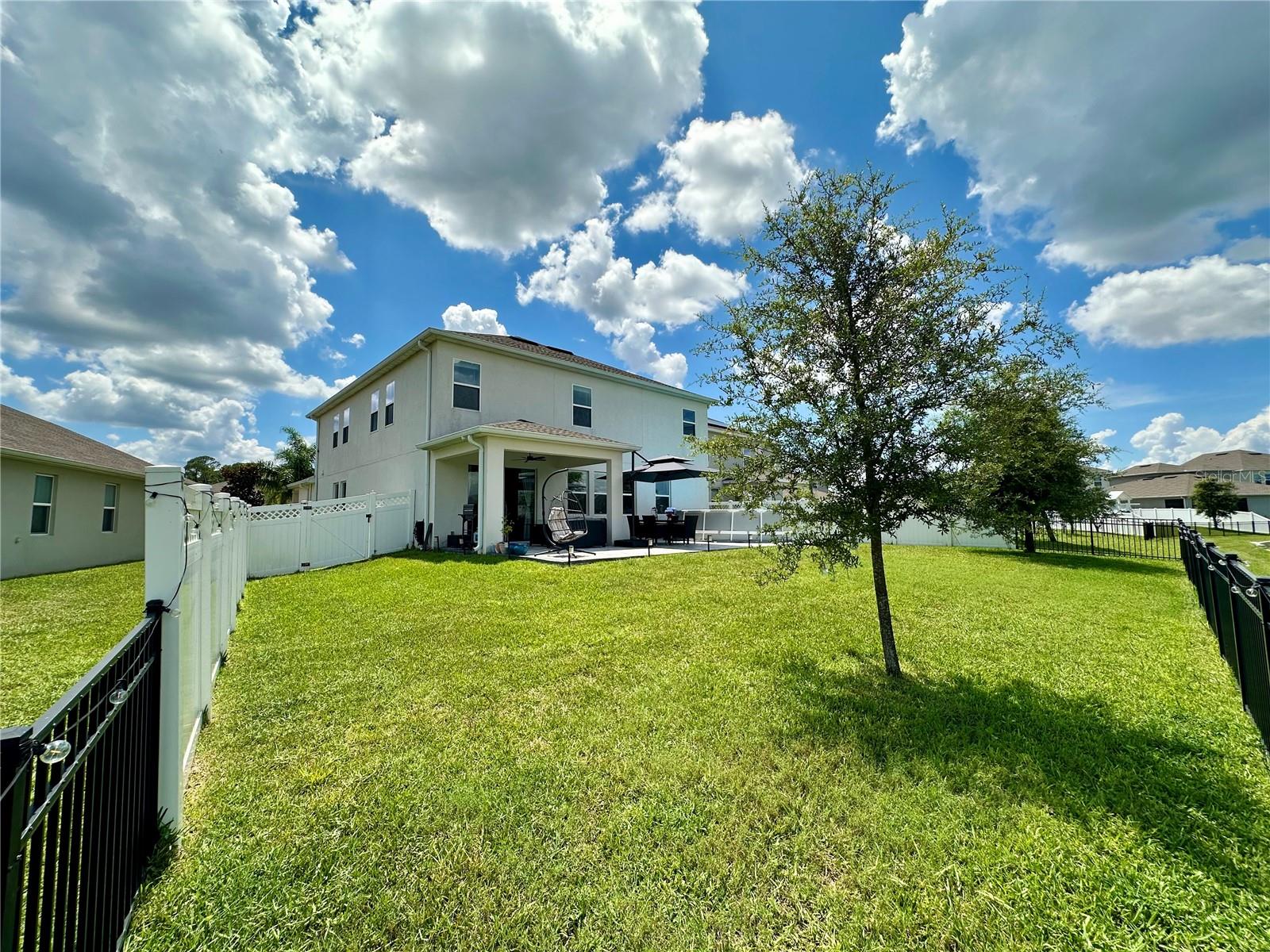 Image 10 of 55 For 11168 Robert Frost Drive