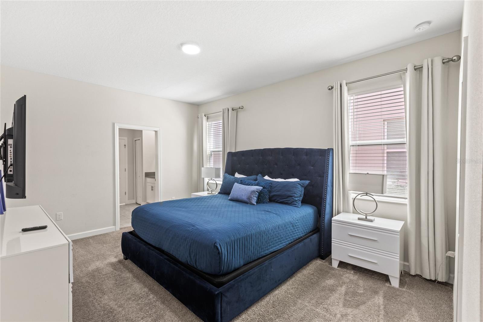 Image 14 of 59 For 4545 Target Boulevard