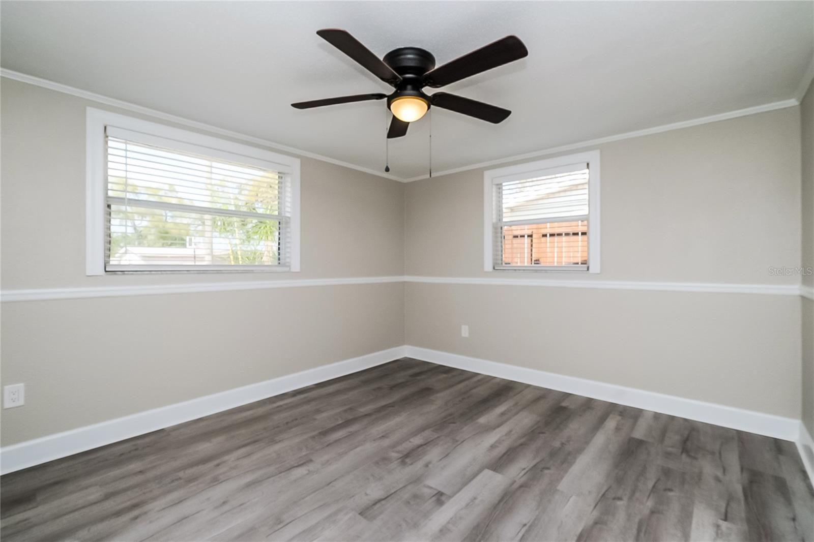 Image 10 of 16 For 12906 Kings Manor Avenue