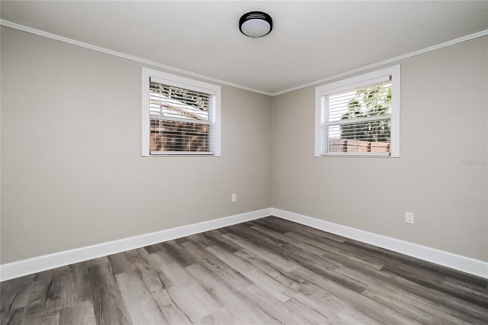 Image 12 of 16 For 12906 Kings Manor Avenue