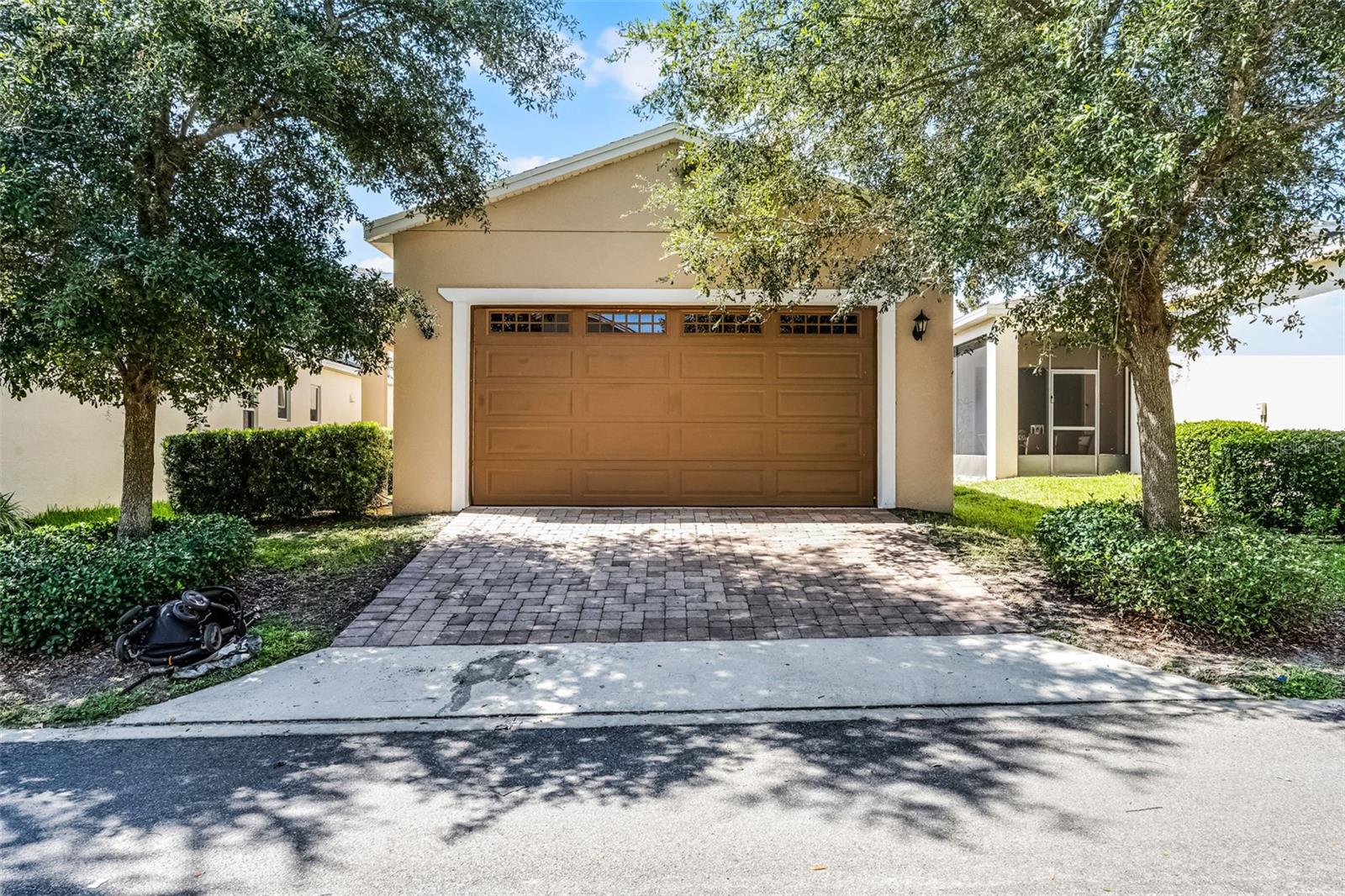 Image 22 of 30 For 17047 Harbor Oak Parkway