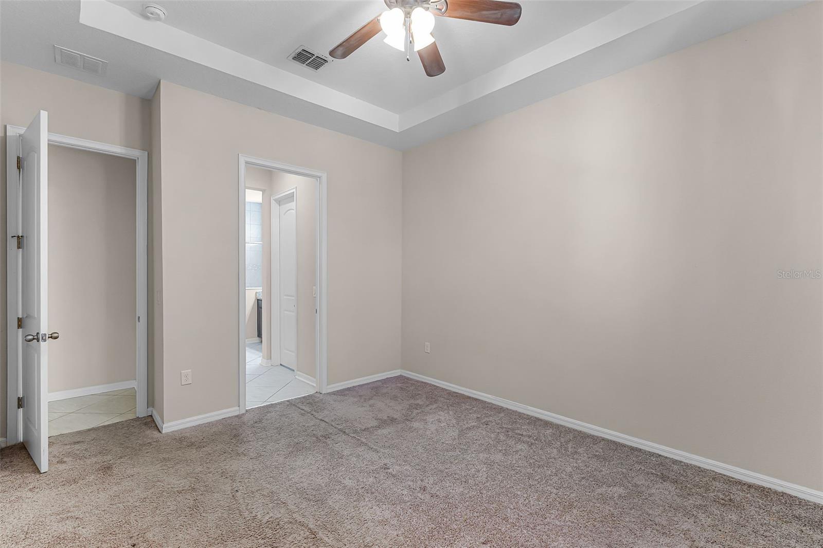 Image 8 of 30 For 17047 Harbor Oak Parkway