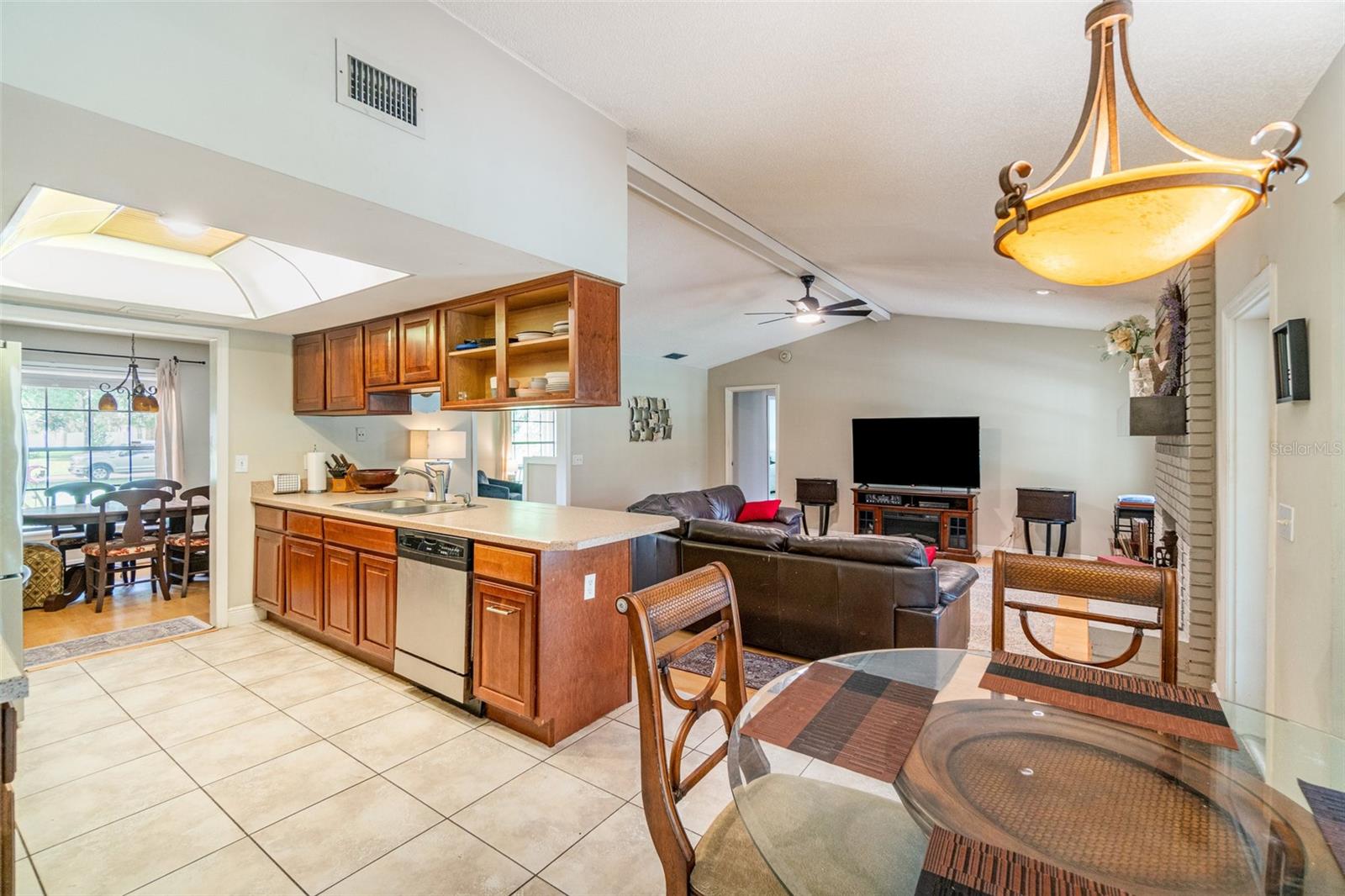 Image 13 of 35 For 8107 Steeplechase Boulevard