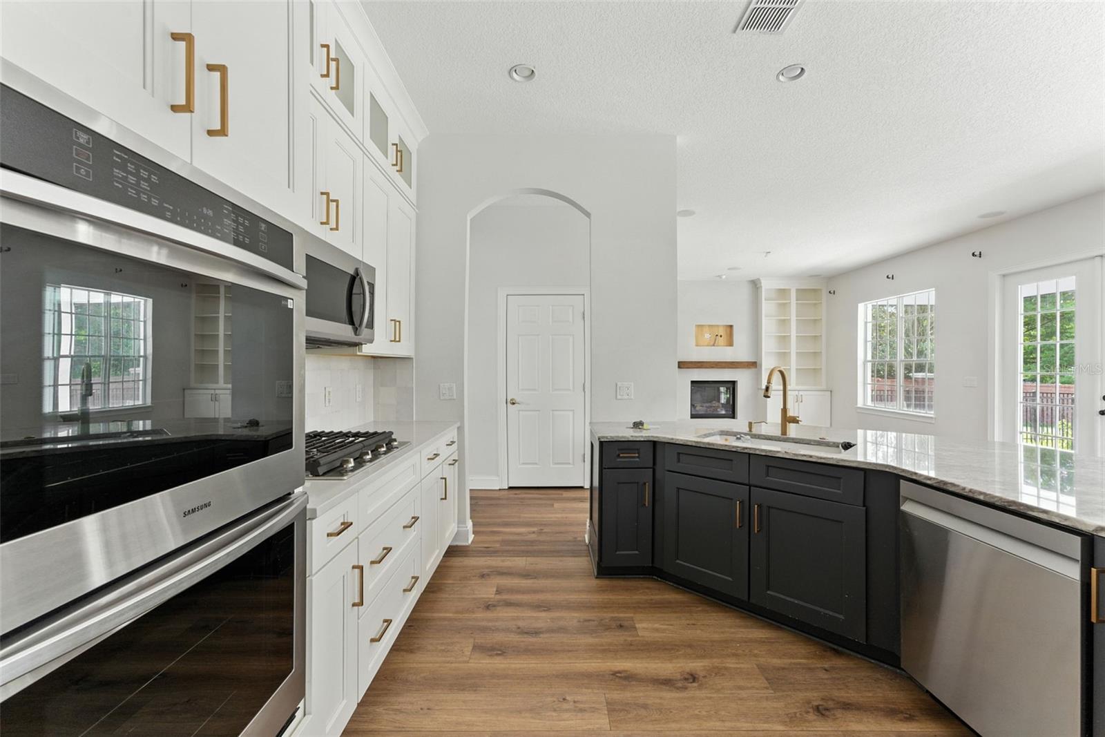 Image 13 of 52 For 8555 Bowden Way
