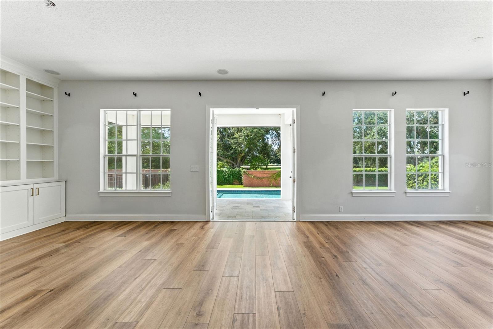 Image 16 of 52 For 8555 Bowden Way