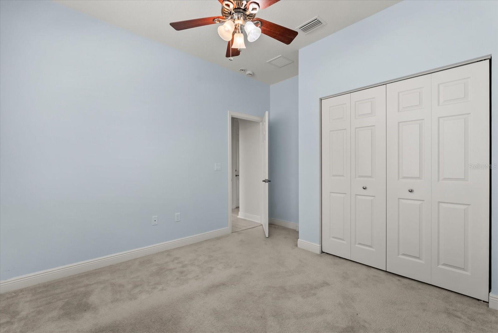 Image 21 of 31 For 15945 St Clair Street