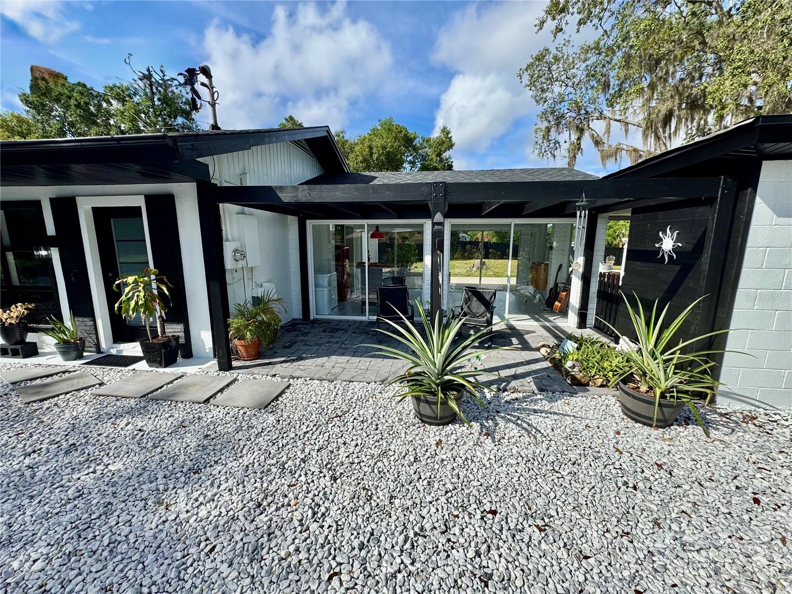 Image 4 of 35 For 1750 Blackwood Avenue