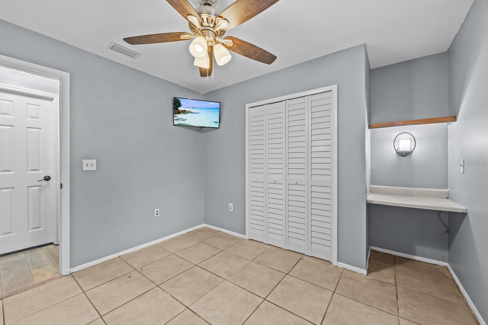 Image 16 of 49 For 1131 Carlson Drive