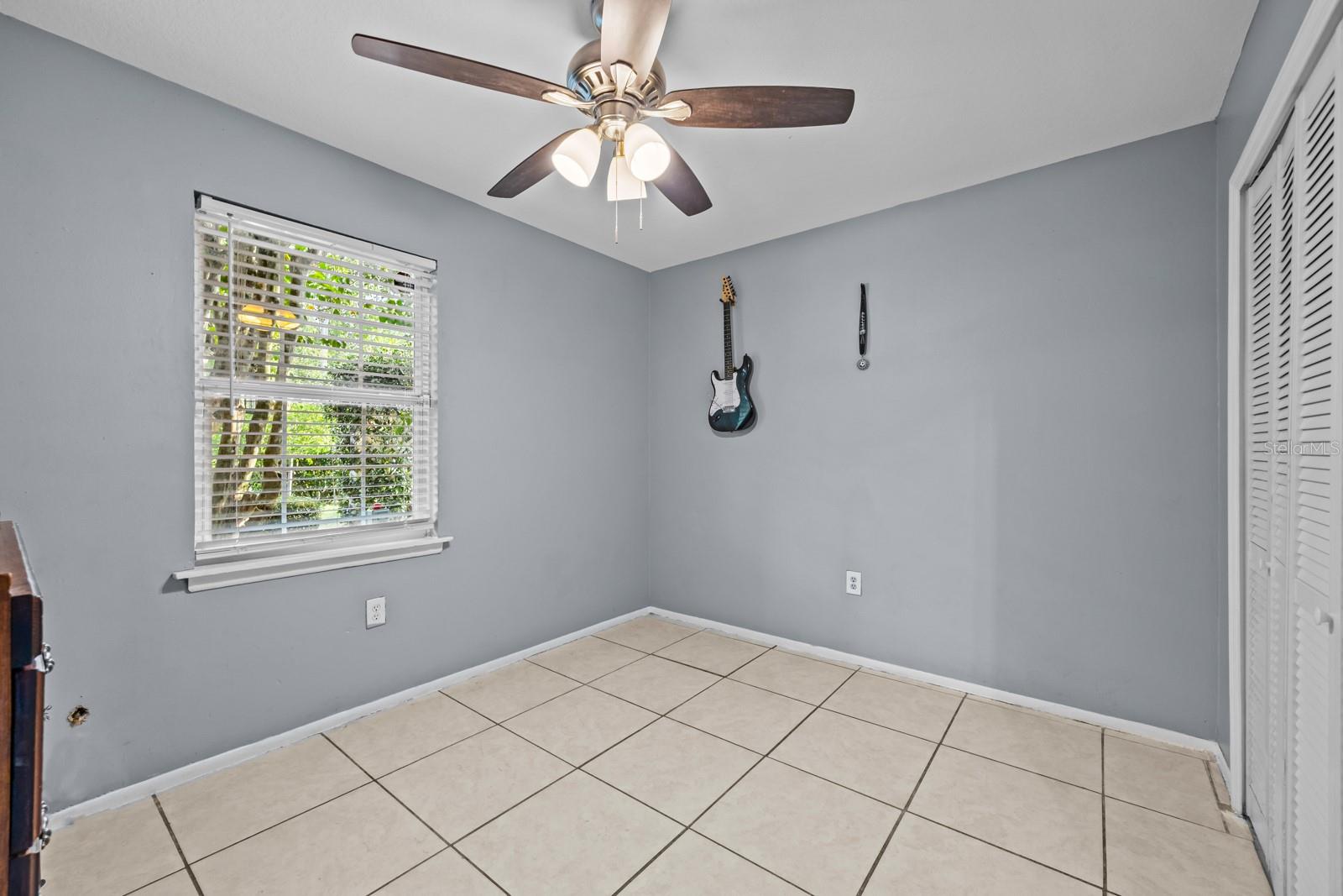Image 18 of 49 For 1131 Carlson Drive