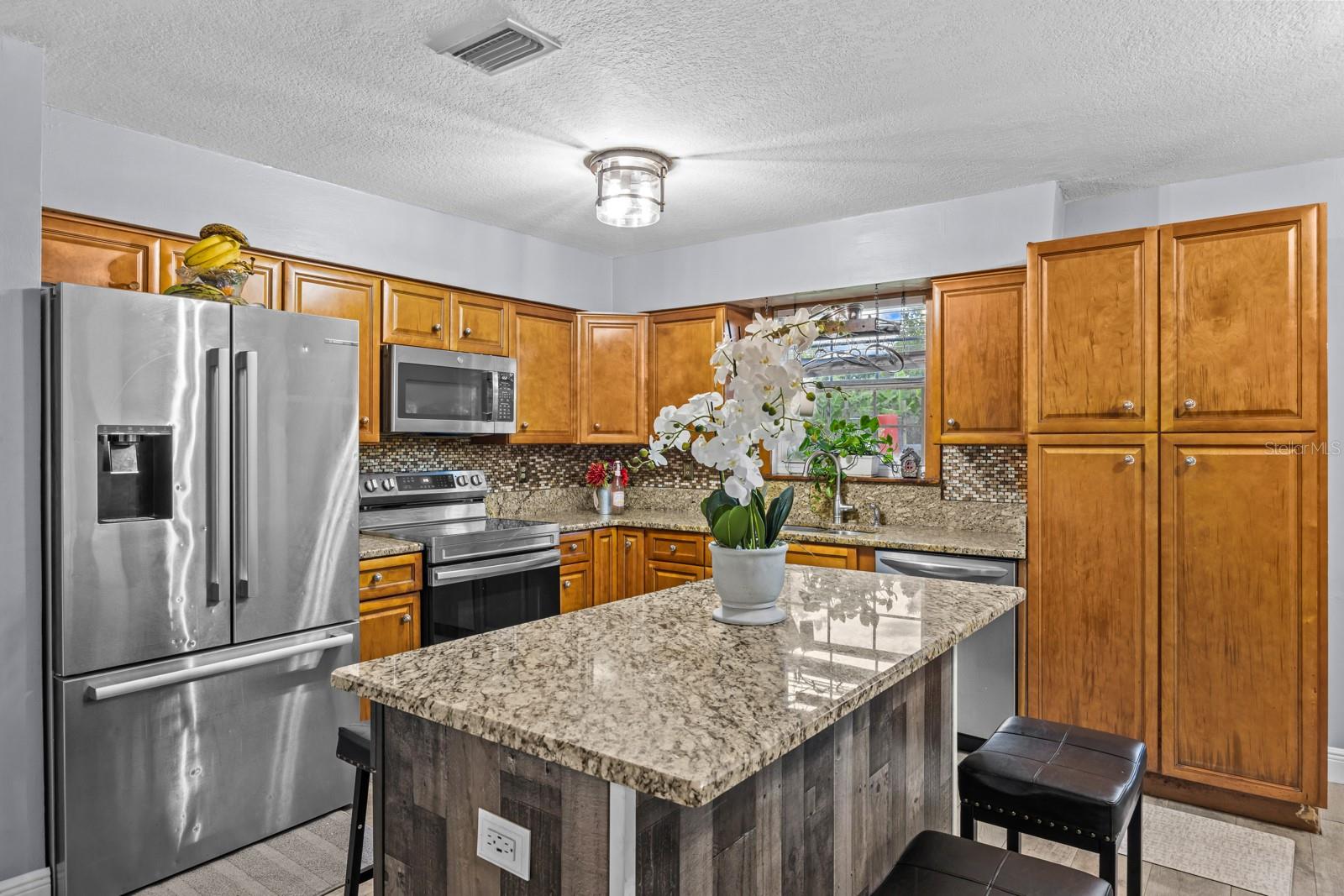 Image 8 of 49 For 1131 Carlson Drive