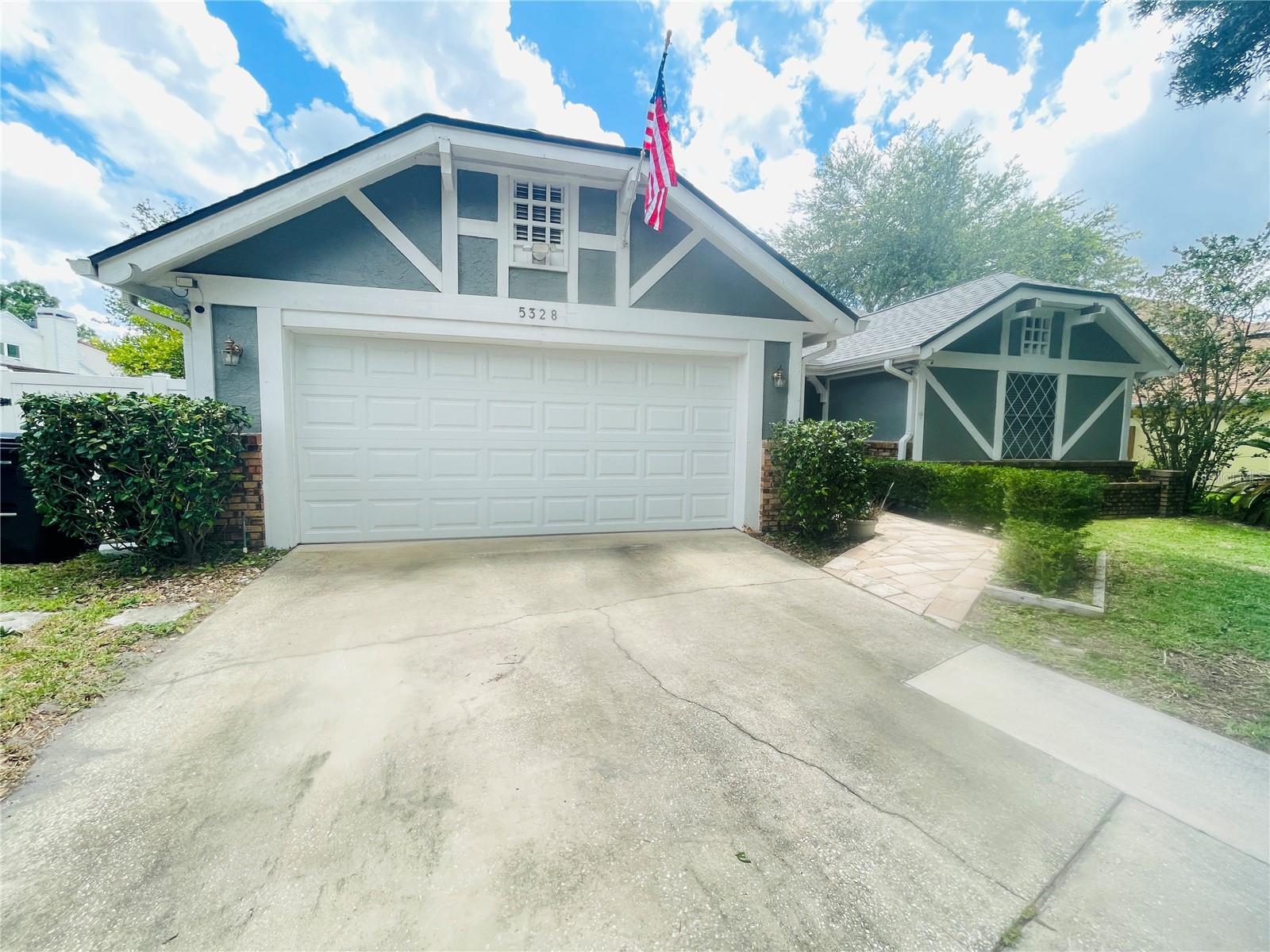 Image 2 of 28 For 5328 Rockbourne Court