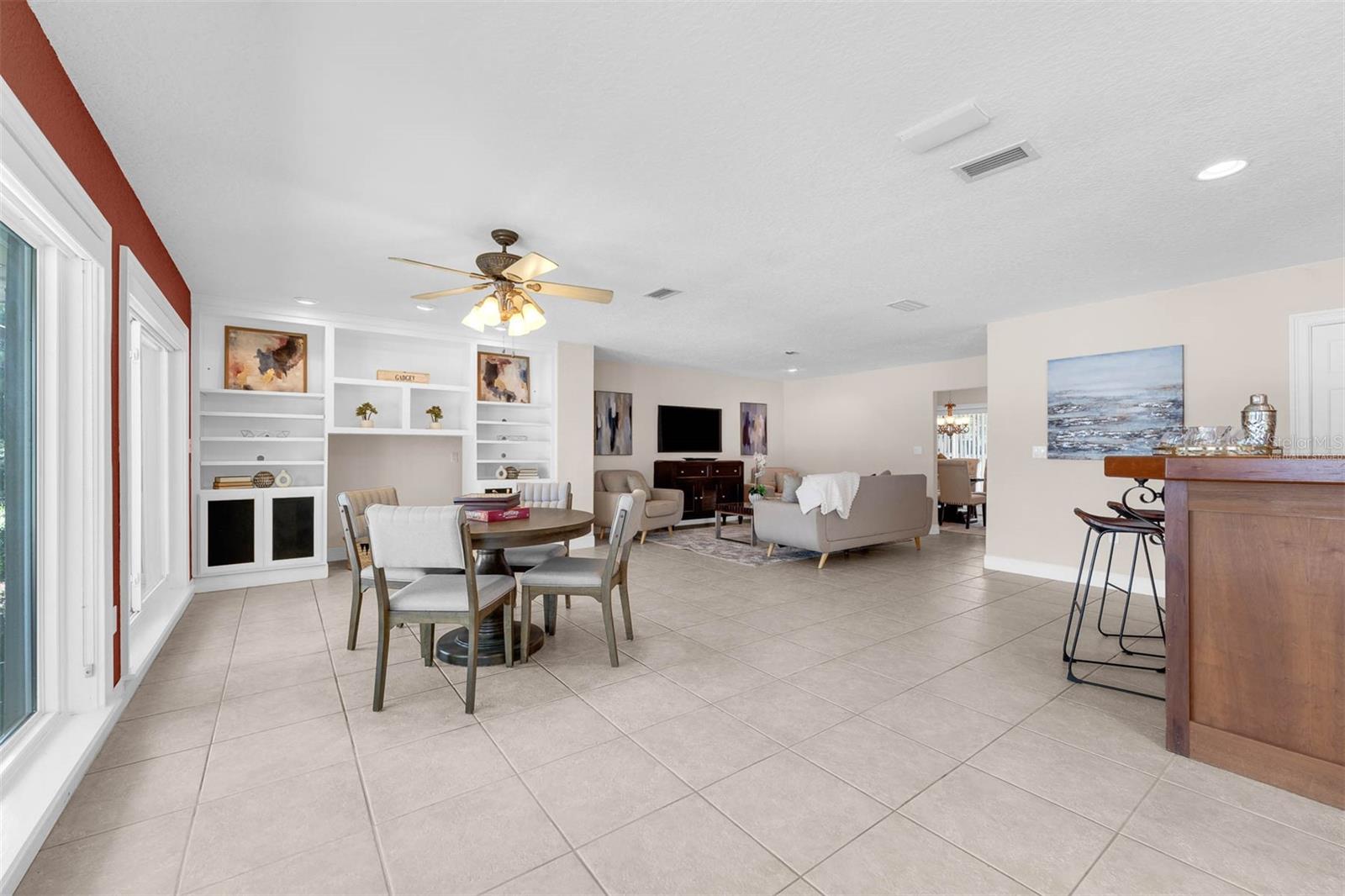 Image 16 of 50 For 7706 Waunatta Court